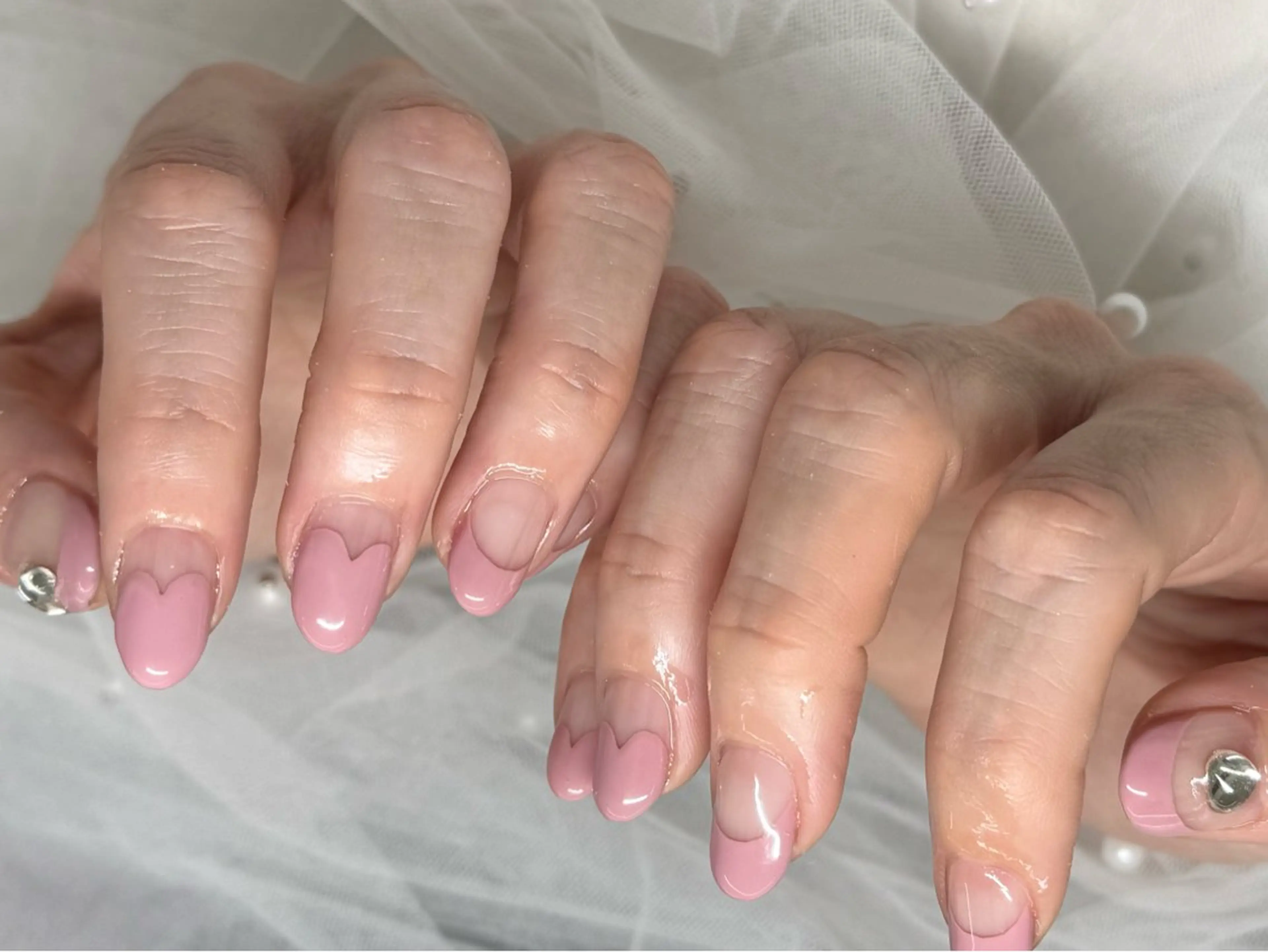 ネイル フレンチネイル ハート salone Regina 【サローネ レジーナ】所属・Regina Marinaのネイルデザイン