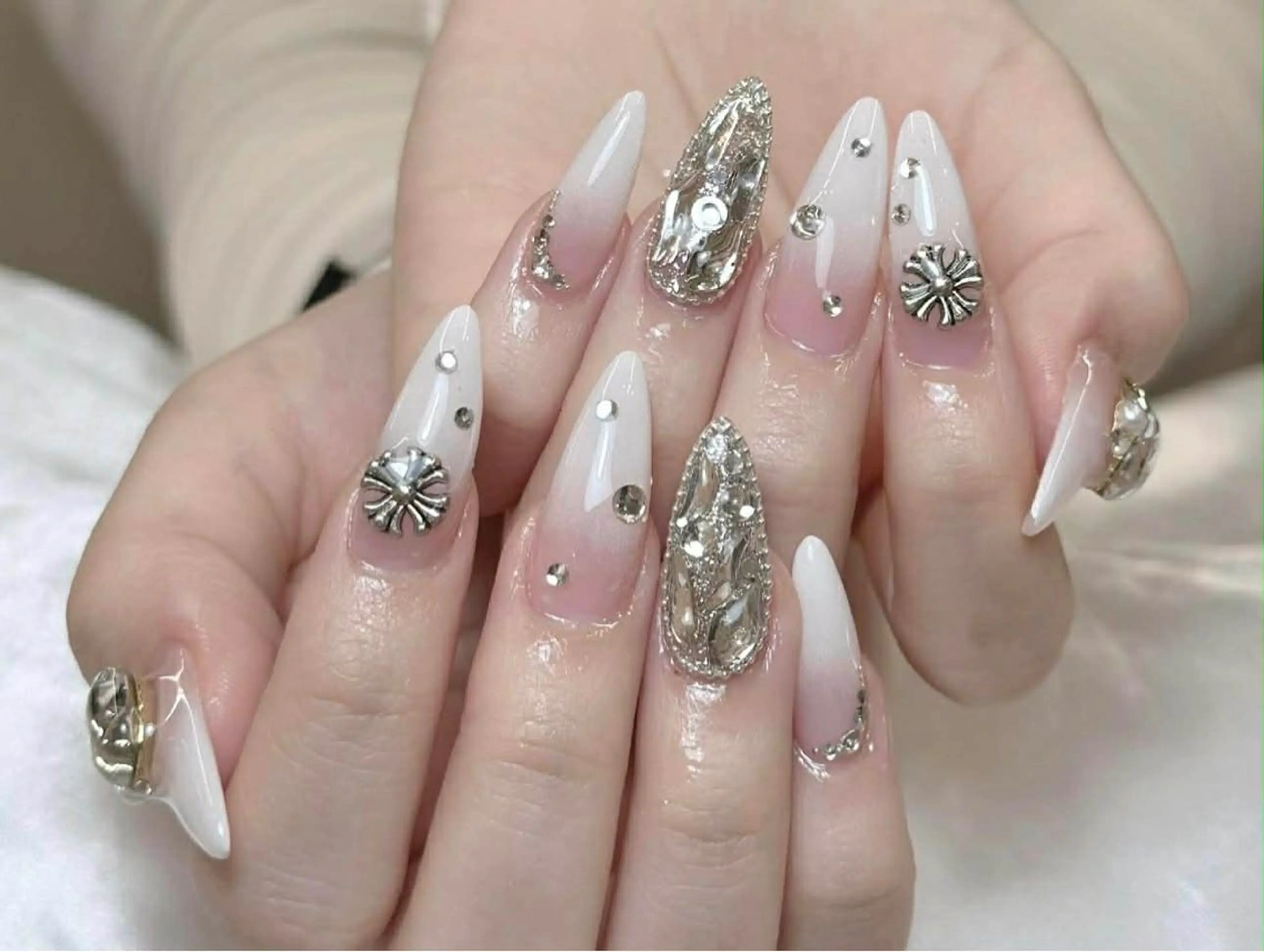 ネイル ハンドネイル REI nailのネイルデザイン