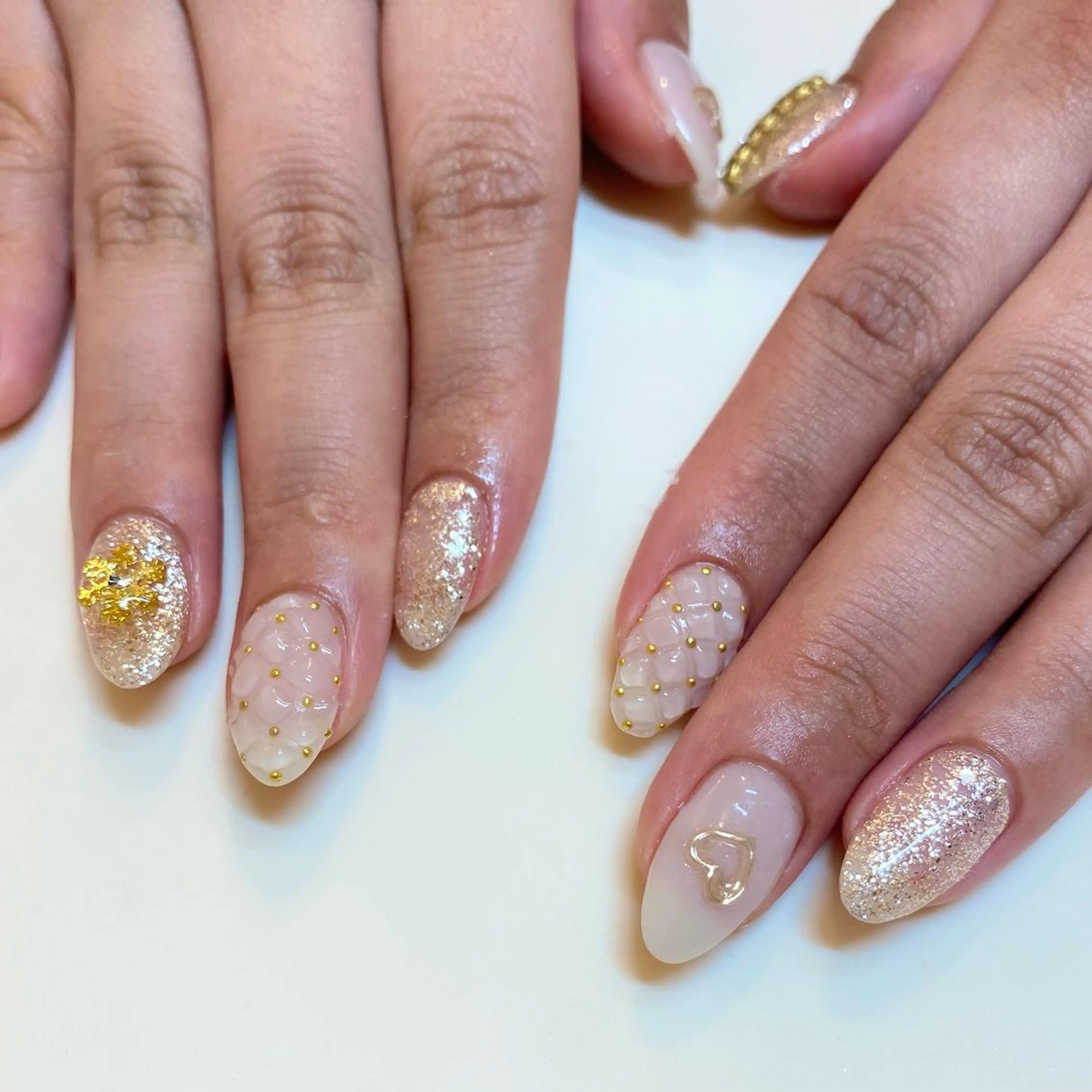 ネイル ハンドネイル 藤原 みゆのネイルデザイン