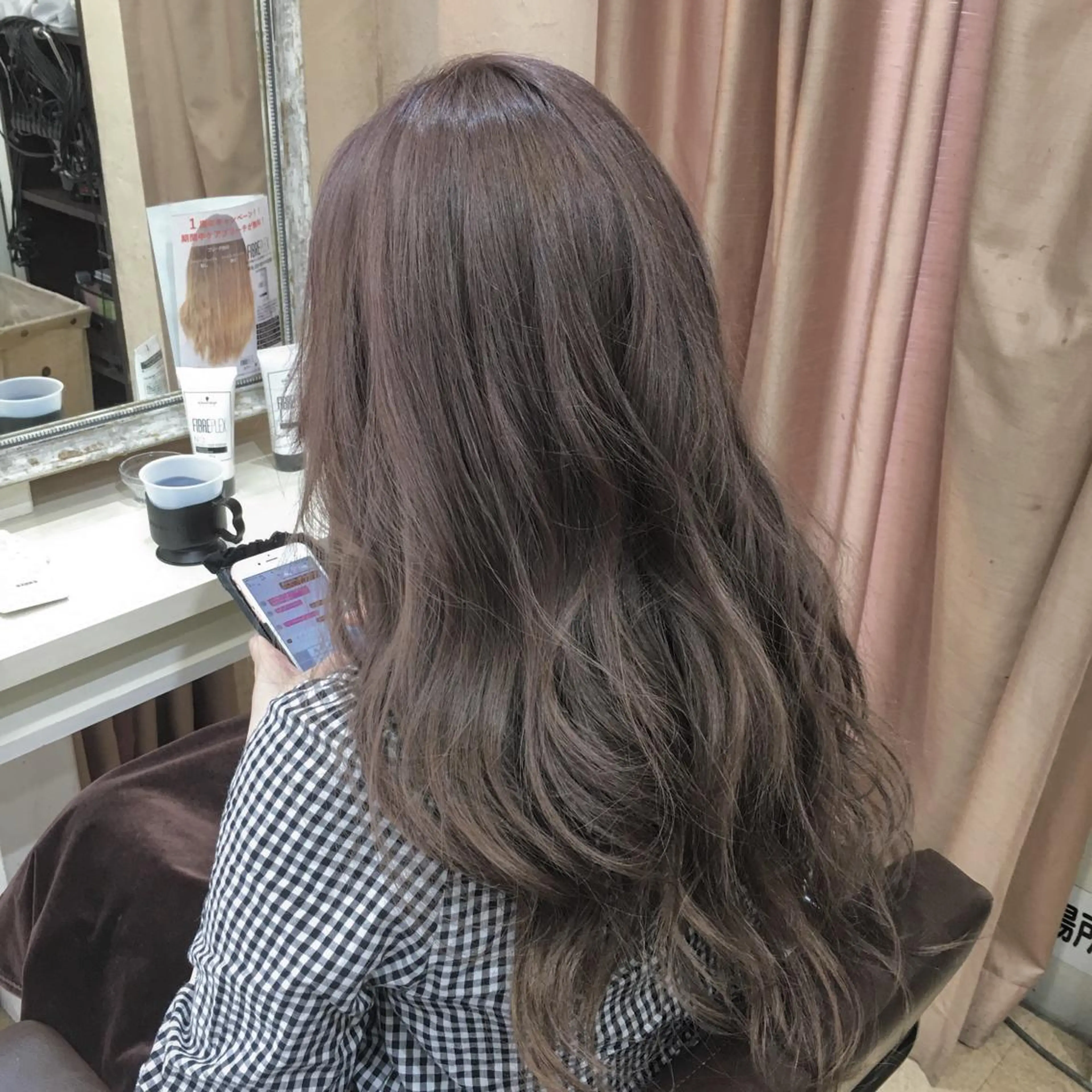 ロング カラー パーマ ヘアアレンジ メンズ キッズ ネイル マツエク・マツパ センターパート マッシュ アッシュ グラデーションカラー ナチュラル 角床直哉 カラーカットNO 1のヘアスタイル