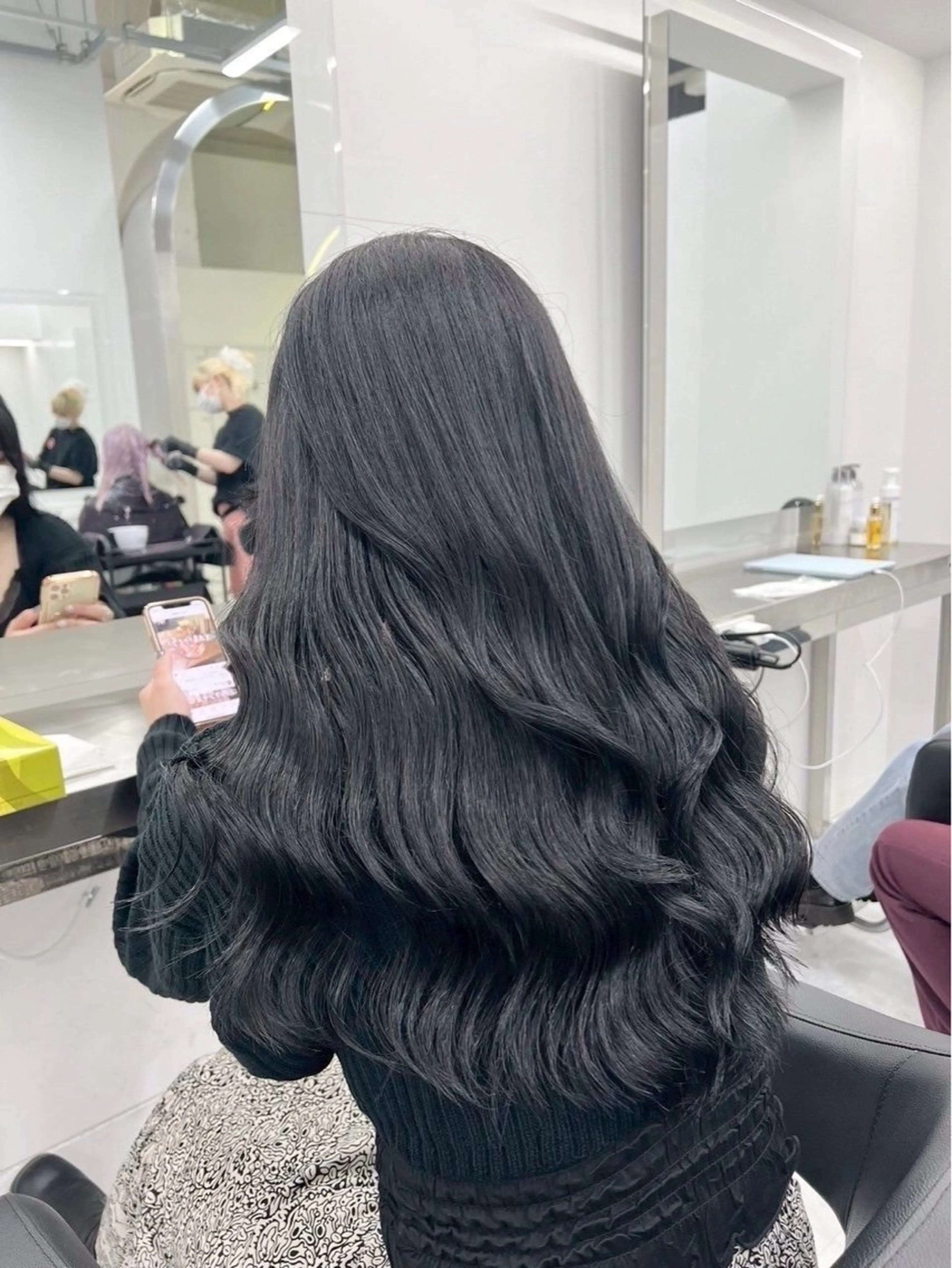 ロング カラー 黒髪 ブルーカラー ブルーブラック HAYANO🩵💫 カラー/髪質改善のヘアスタイル