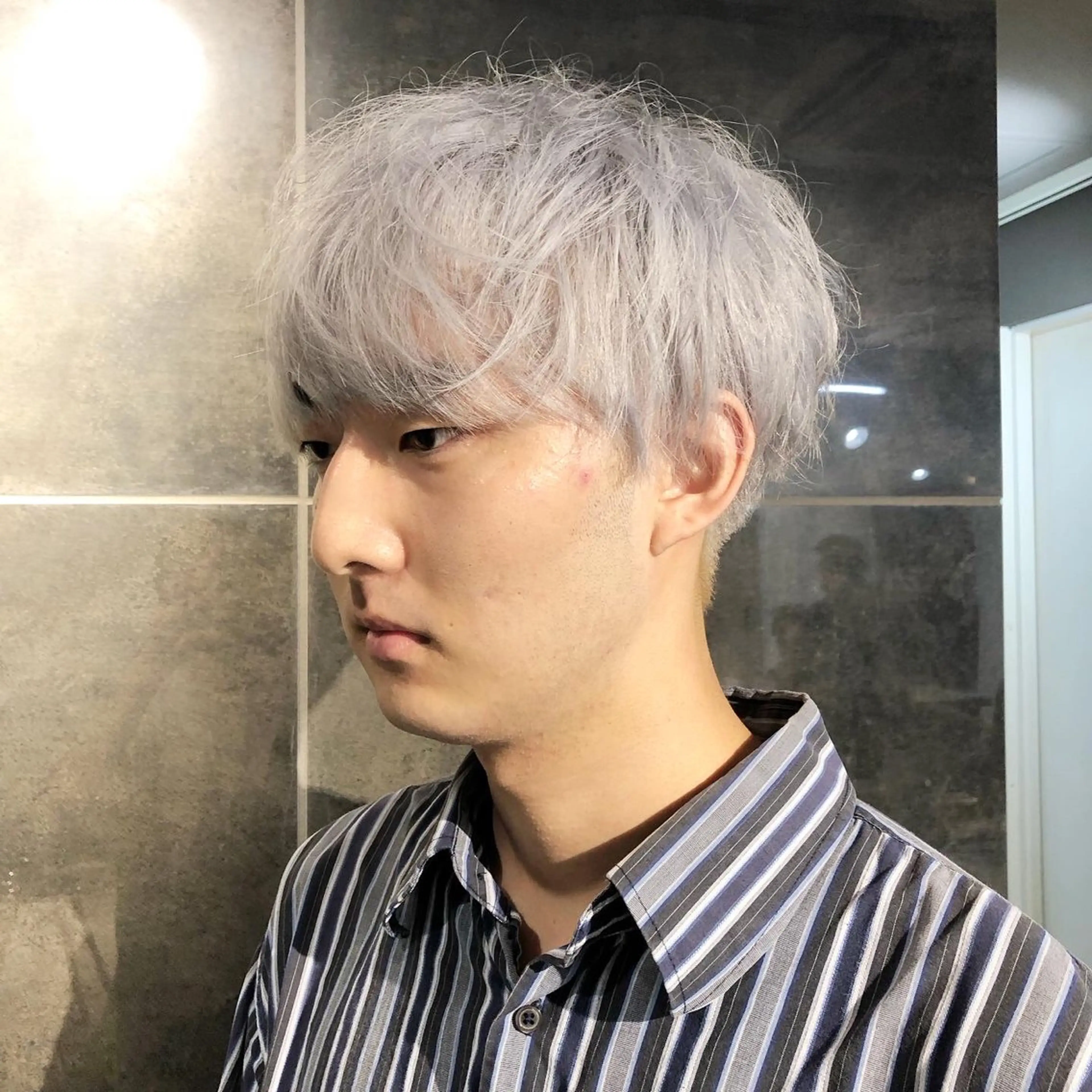 カラー ヘアアレンジ メンズ メンズブリーチ ブリーチ カット ヘアカラー トリートメント ヘアセット ainico+所属・メンズ特化✂️栗原 侑也のヘアスタイル