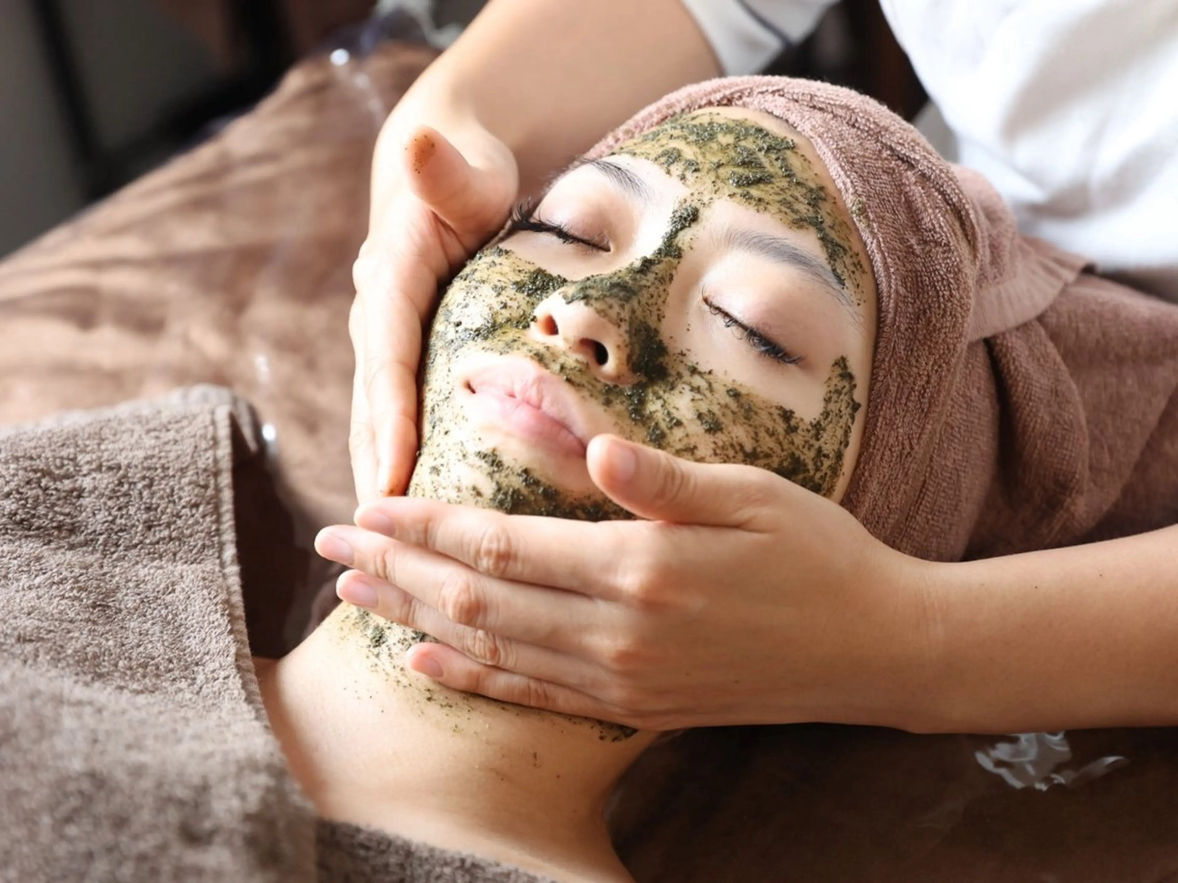 REVIハーブピーリング🌿剥離なし!ダウンタイム無し!の写真