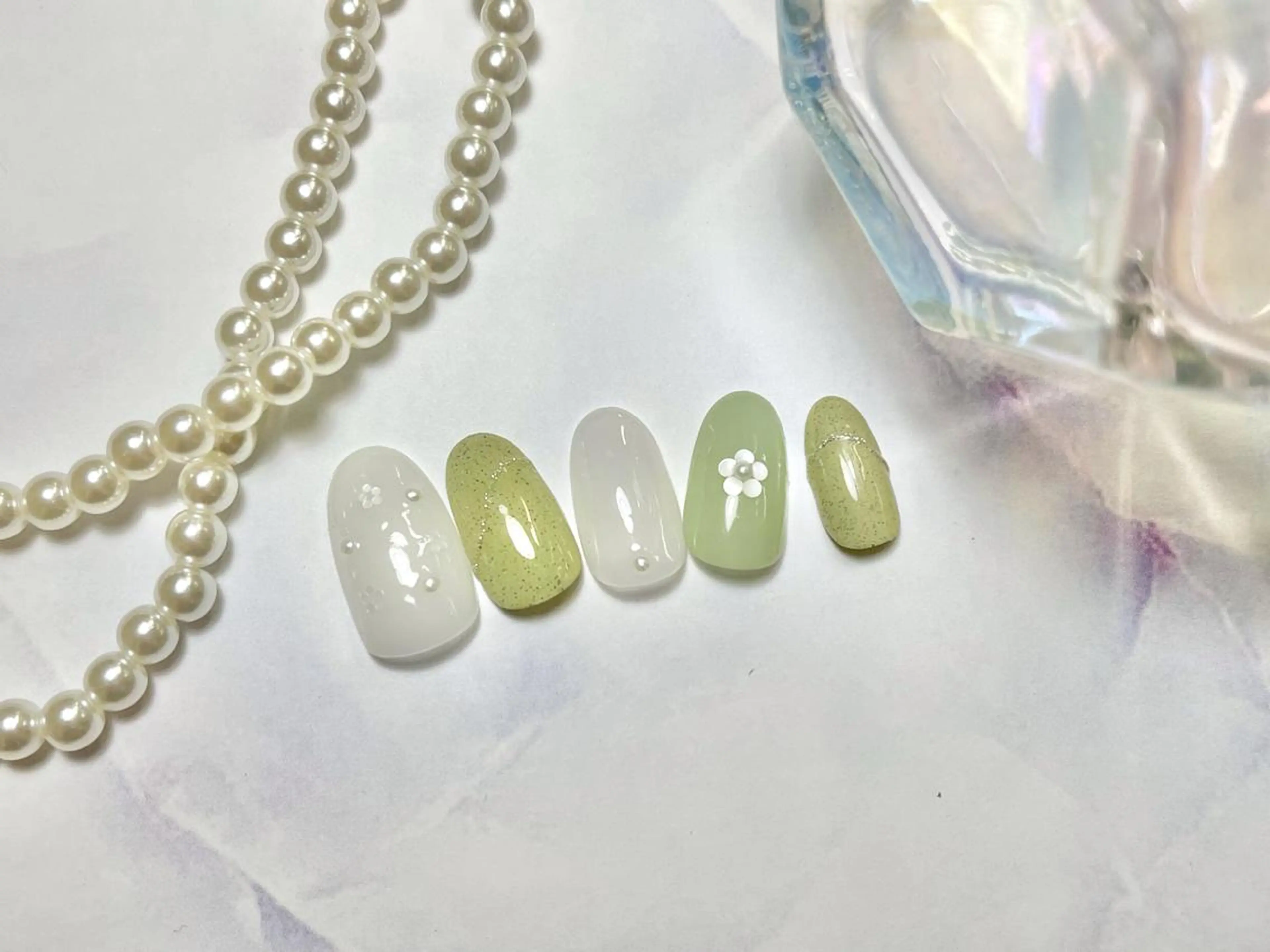 ネイル ハンドネイル プティリボン 武蔵小金井店のネイルデザイン