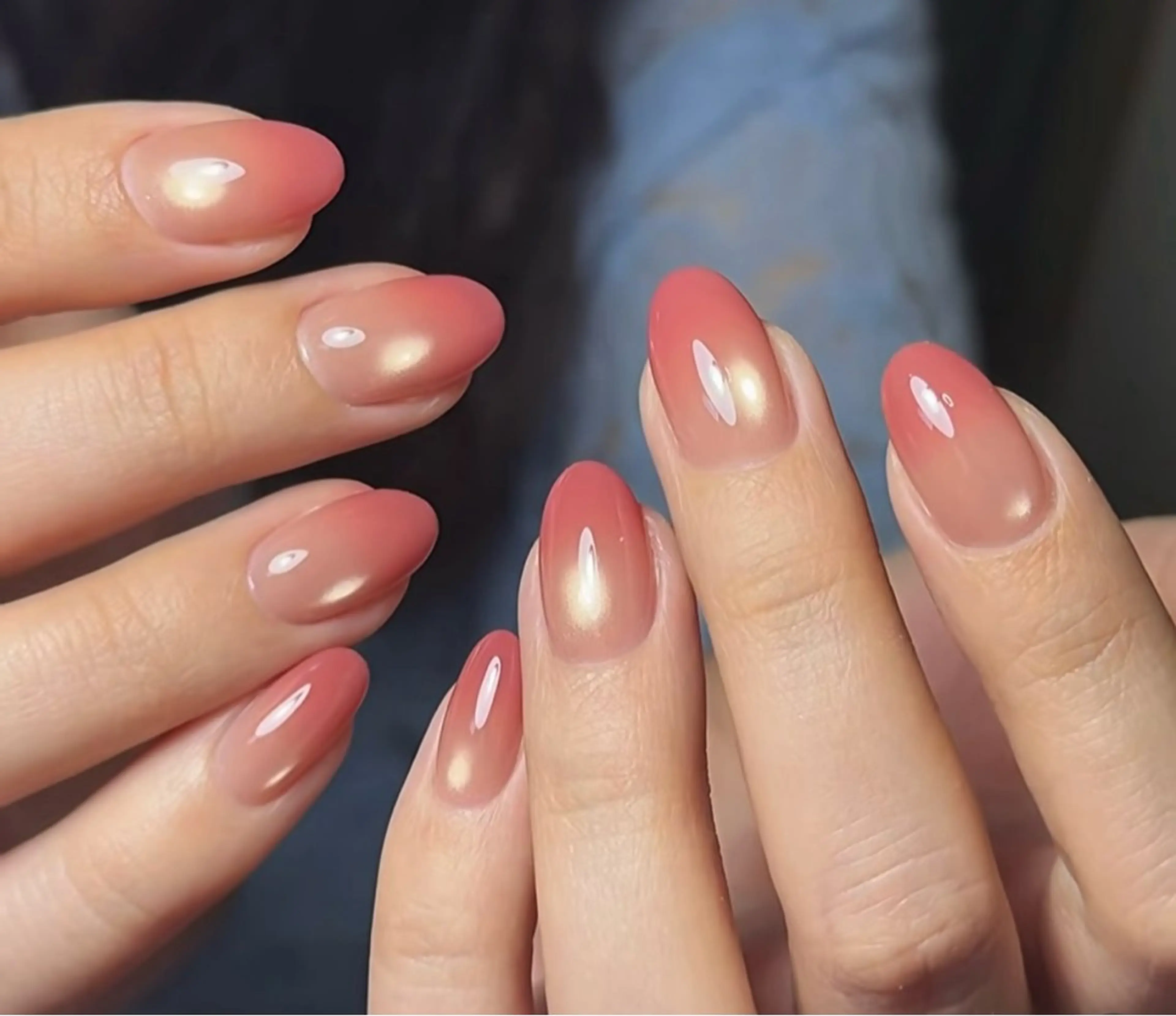 ネイル グラデーション ハンドネイル 翁 昌紅のネイルデザイン