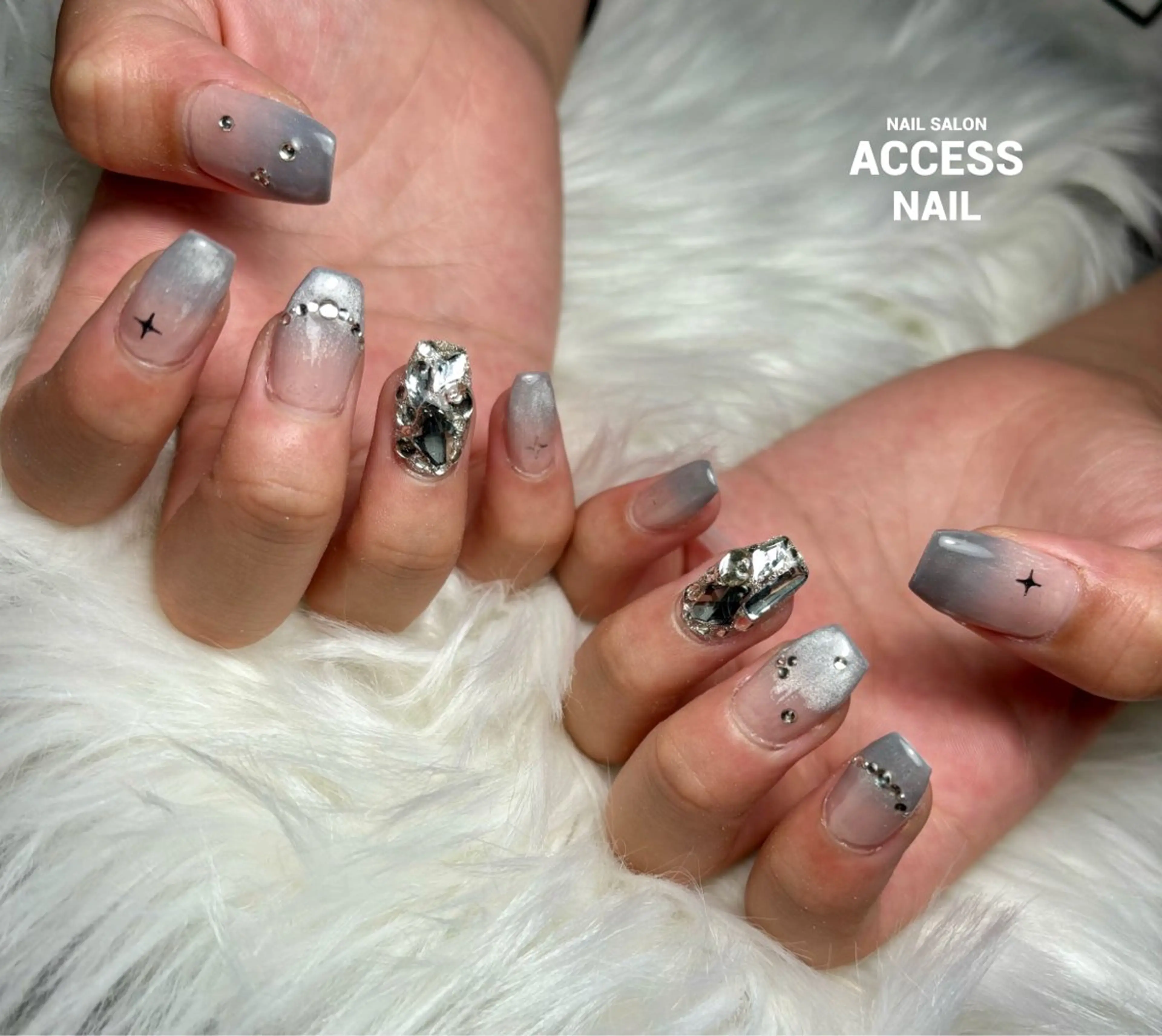 ネイル access nailのネイルデザイン