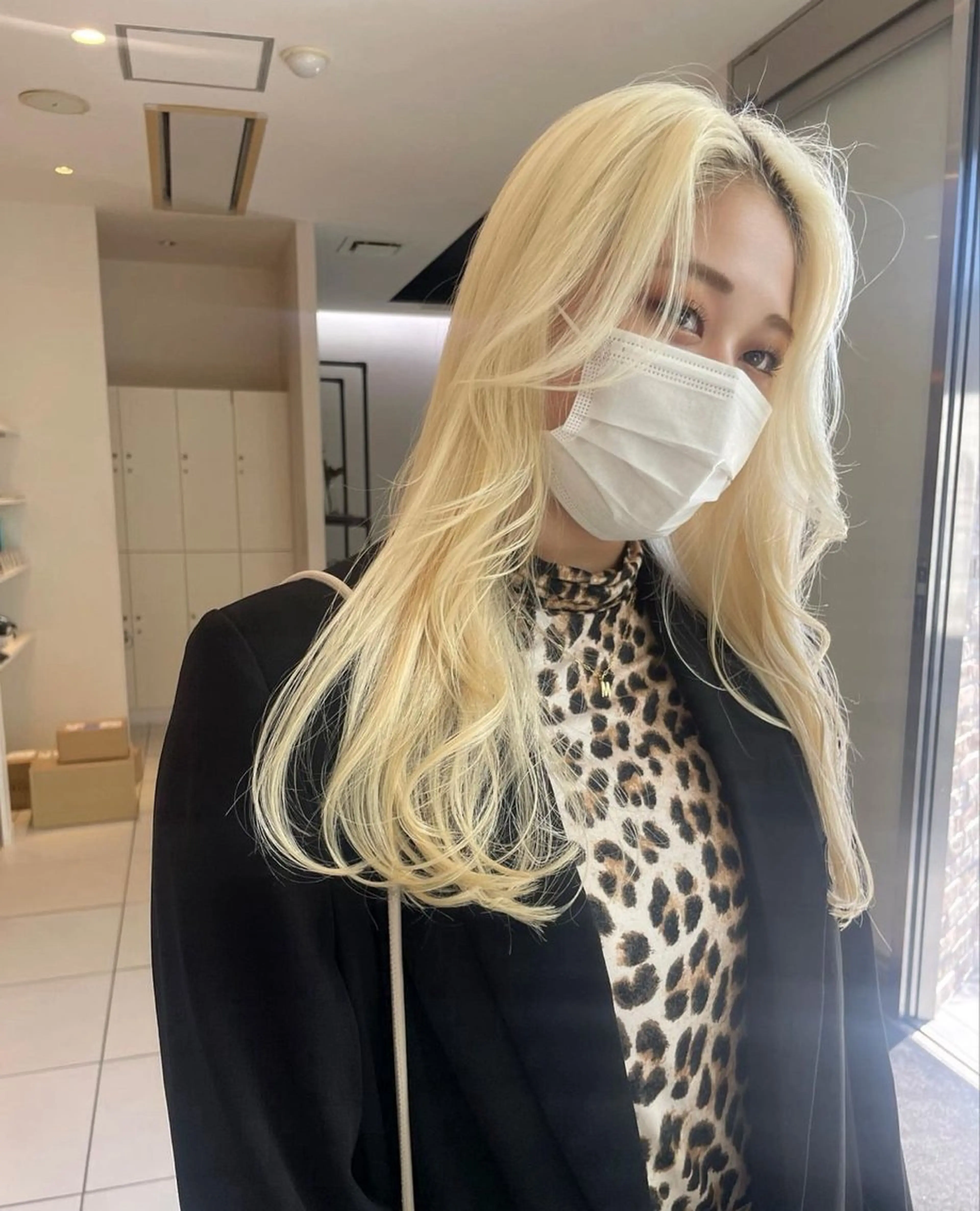 ロング ヘアカラー ハイトーン/ 髪質改善/ヒロタリカのヘアスタイル