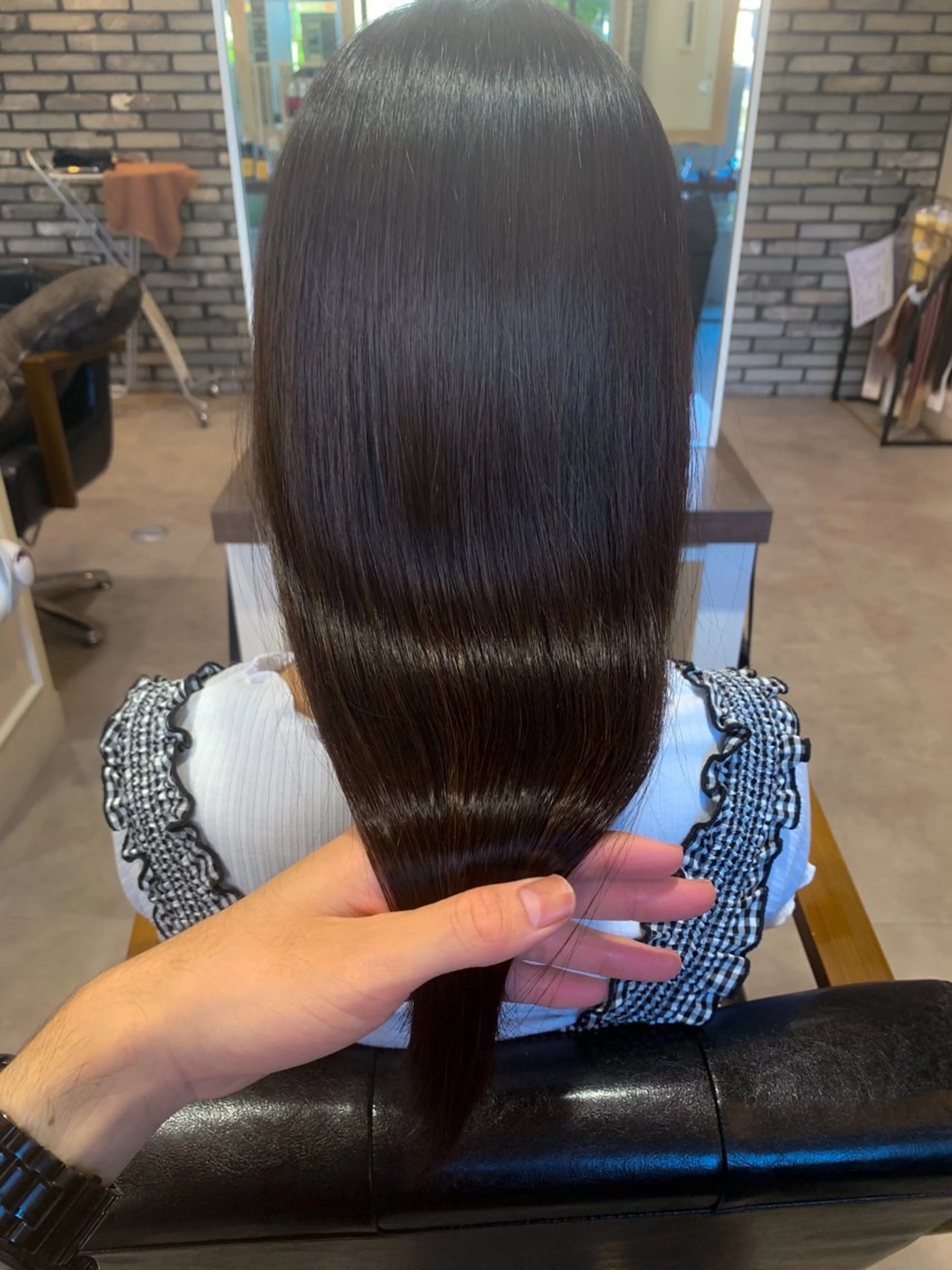 ロング ハイライト 髪質改善 韓国風ヘア 縮毛矯正 トリートメント カット 縮毛矯正 トリートメント Uni.所属・地毛風ストレート/ 髪質改善/榎本流行のヘアスタイル