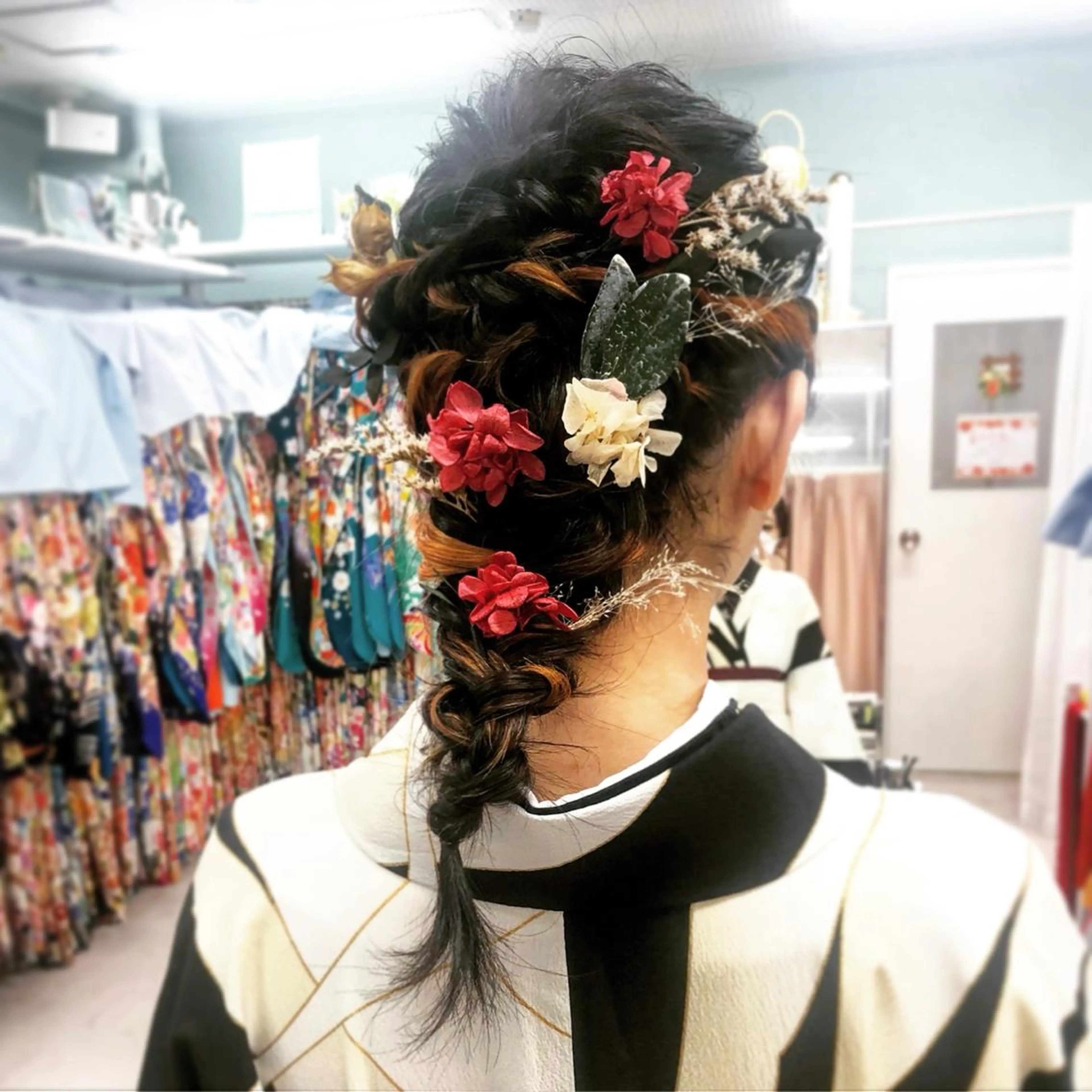 ヘアアレンジ 卒業式のヘアスタイル 小顔美肌&ヘアメイク 丸山紗來のその他イメージ