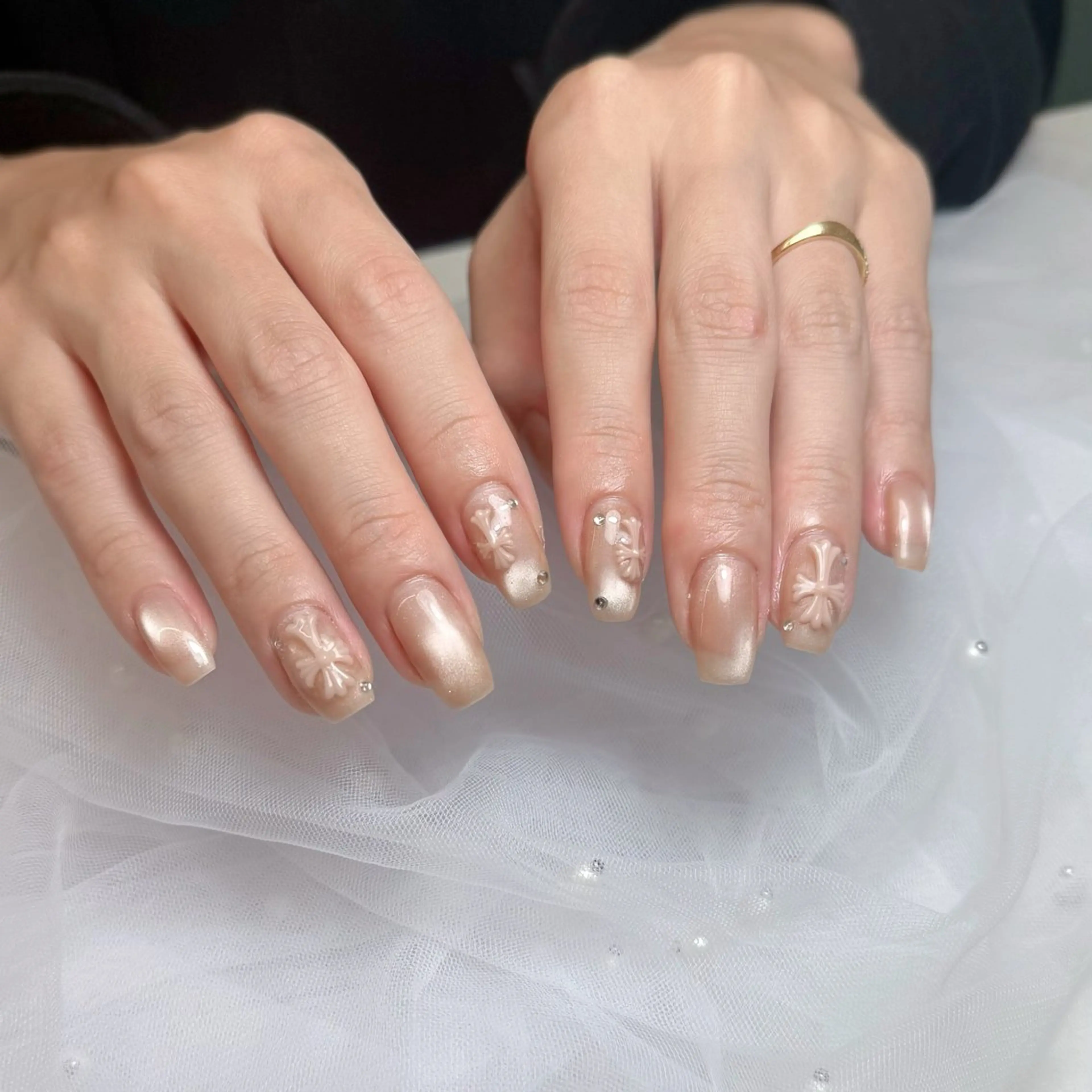ネイル ハンドネイル mau🩵nail 堺筋本町｜心斎橋のネイルデザイン