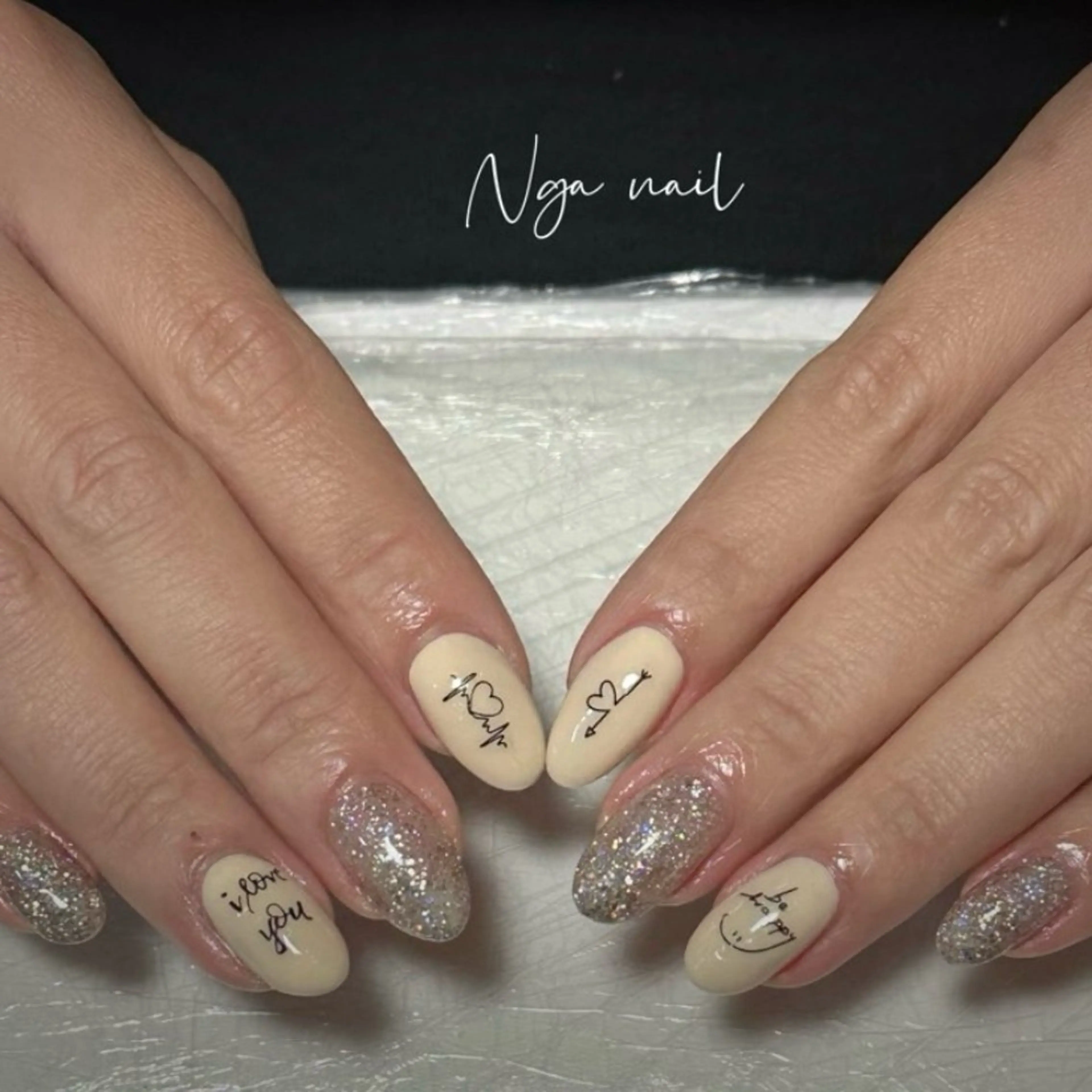 ミディアム ガー NAILのネイルデザイン