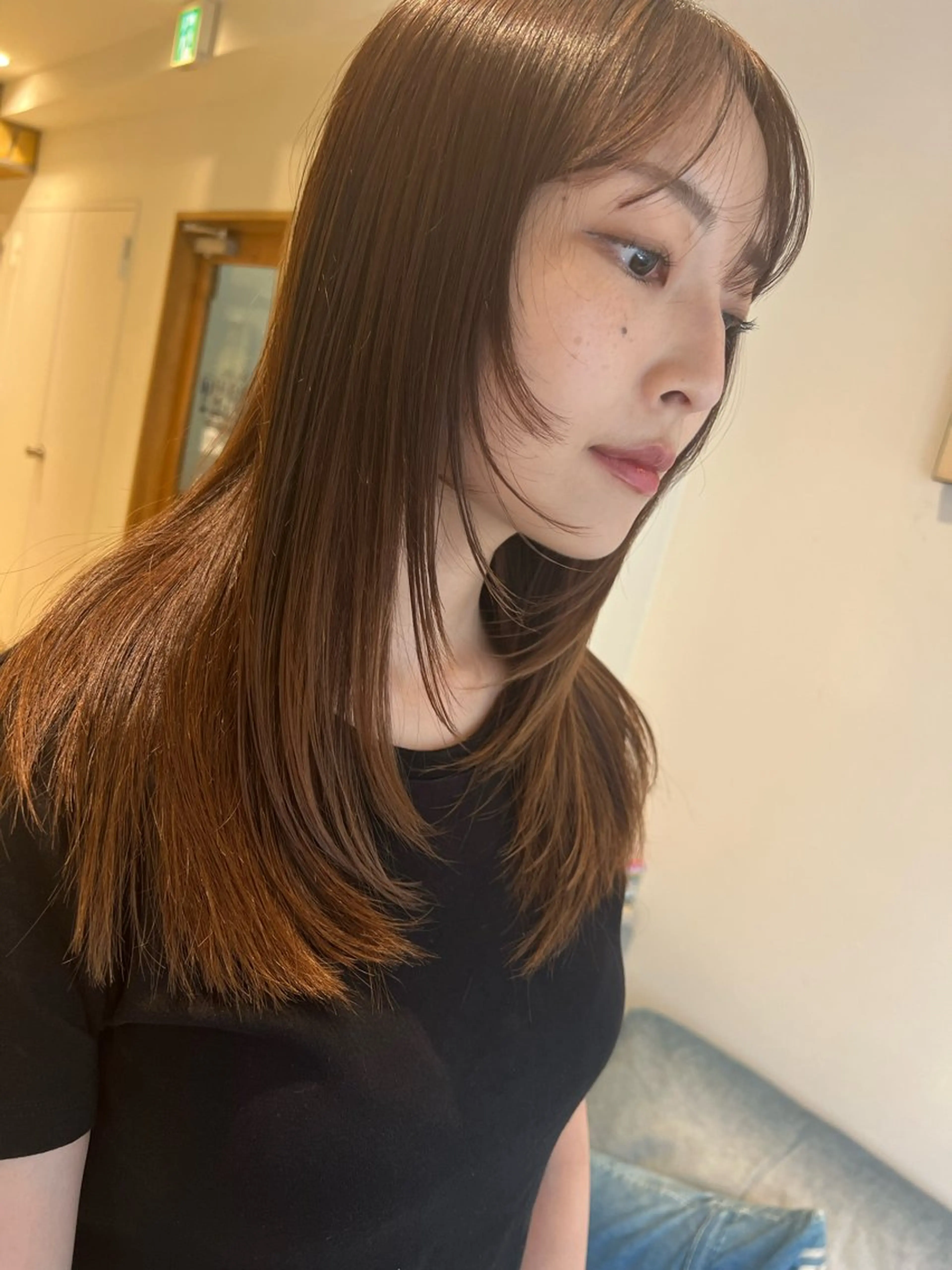 セミロング レイヤーカット 渋谷ハイトーン/ デザインカラー阿部のヘアスタイル