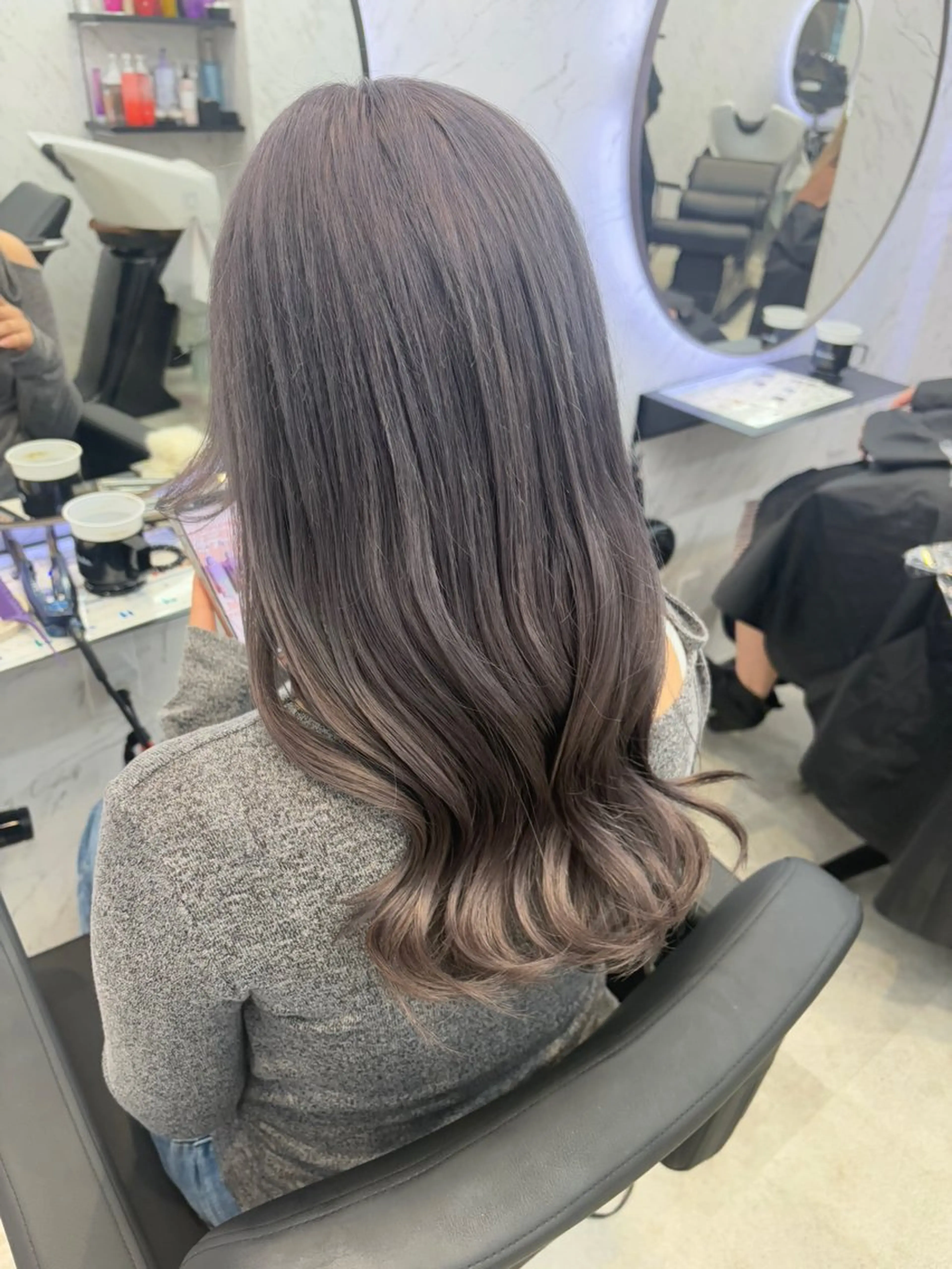 ロング カラー グレージュ ヘアカラー hair salon dot. mooda 韓国風サロン 町田店所属・韓国風ヘア🎀🩶 /♡𝓝𝓸𝓪♡のヘアスタイル
