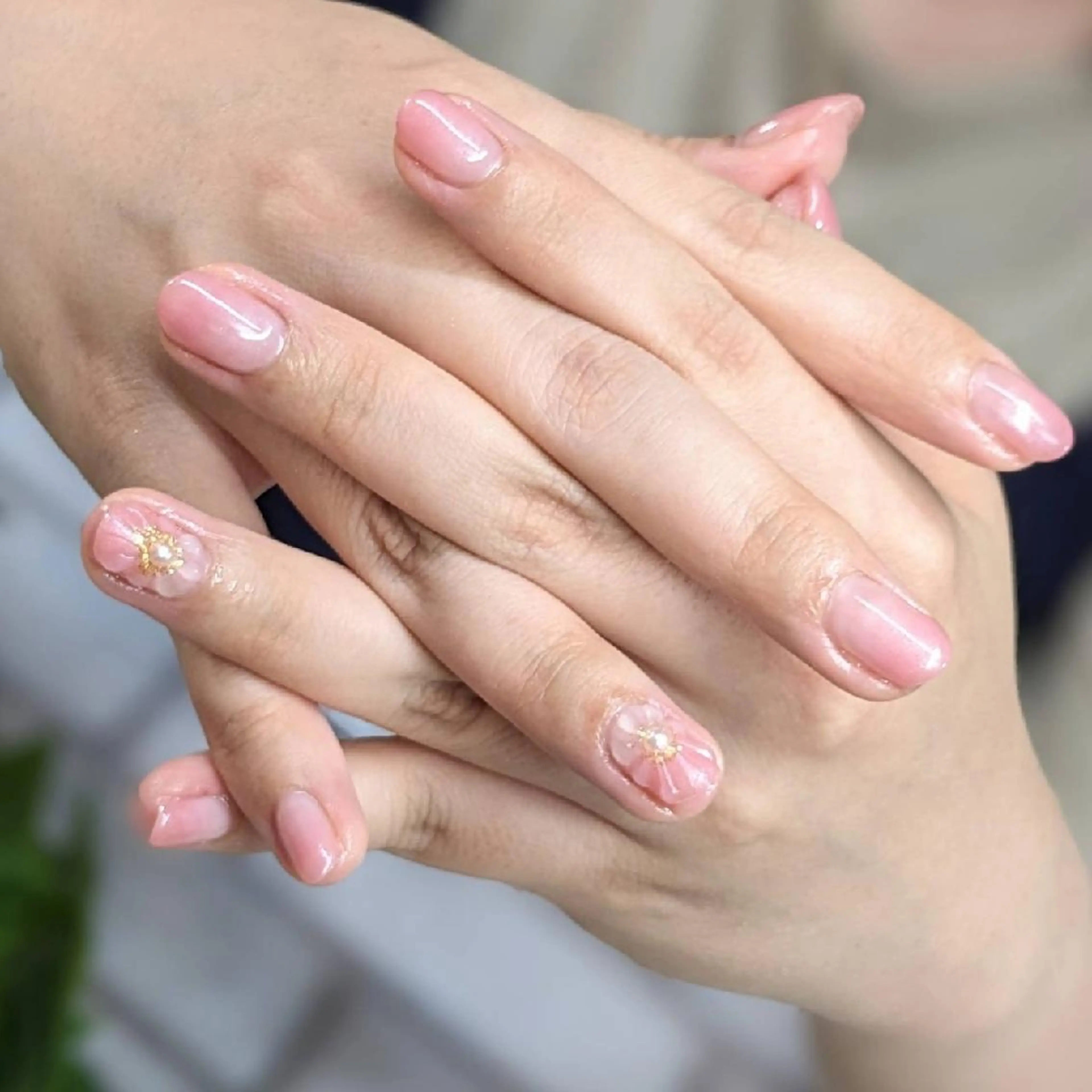 ネイル フラワーネイル ぷっくりネイル ハンドネイル ネイルサロンベルティ .keikoのネイルデザイン