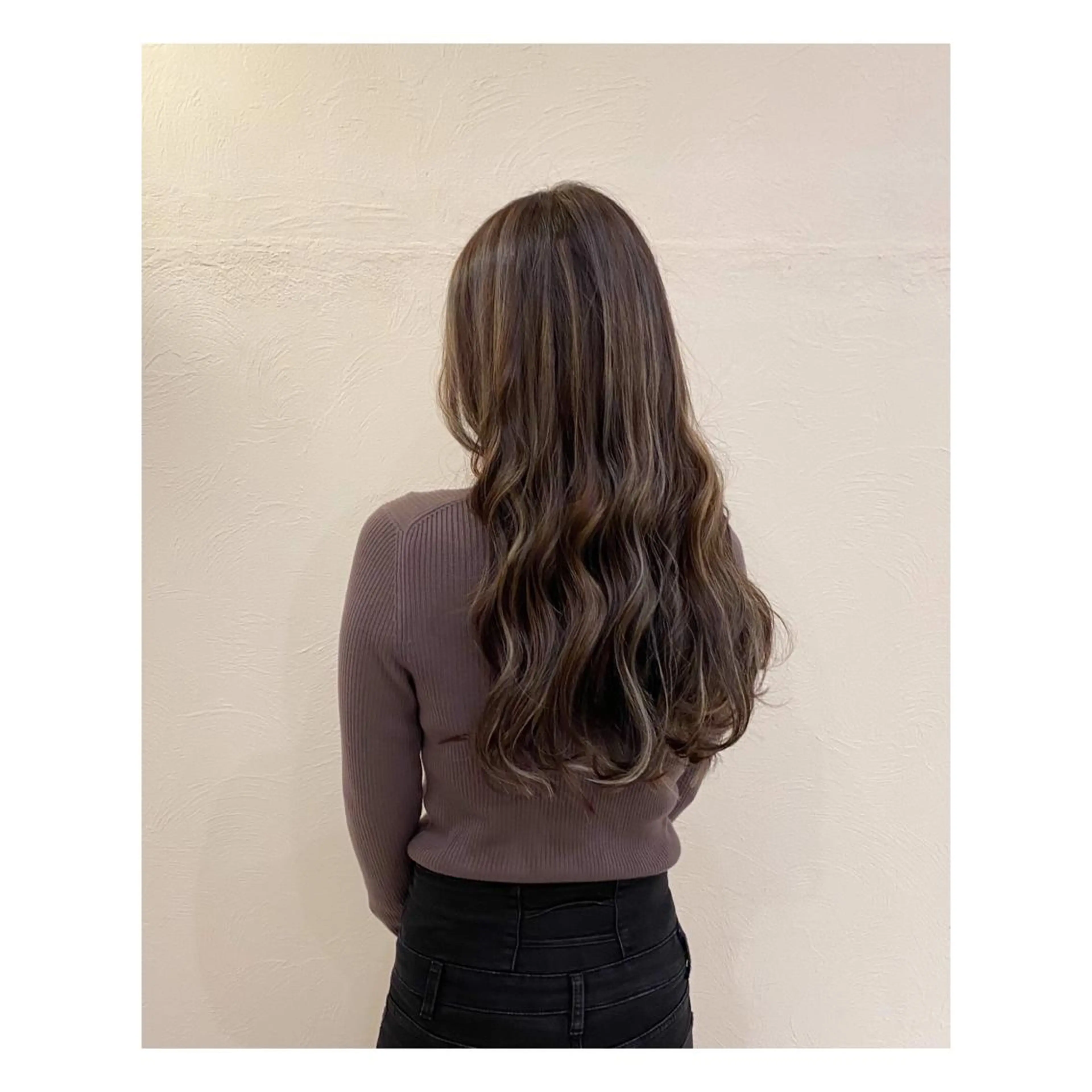 ロング カラー ハイライトカラー ハイライト 菊池大一 溝の口パーマのヘアスタイル