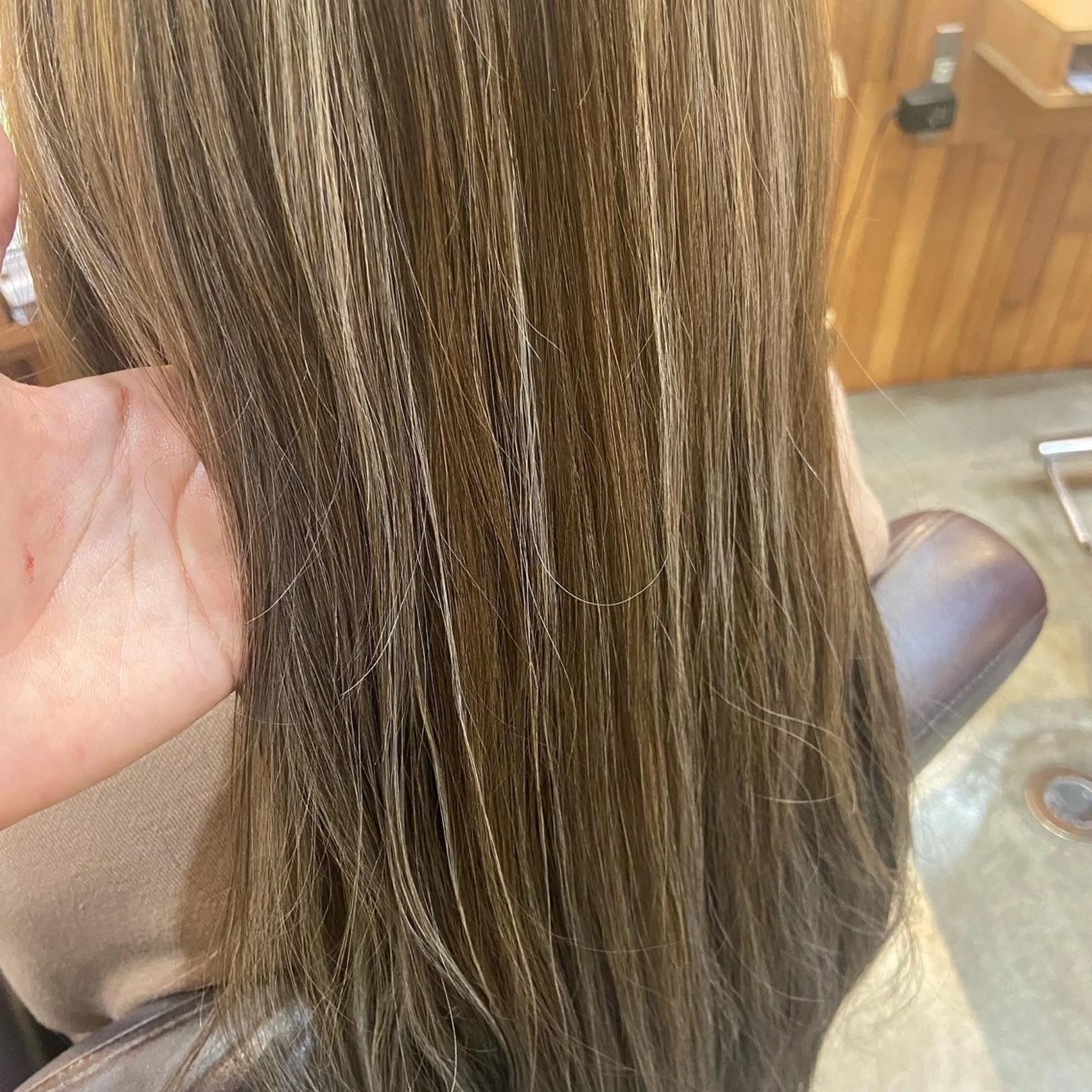 カラー 髙橋紋菜🍏 イオンモール名取2階のヘアスタイル