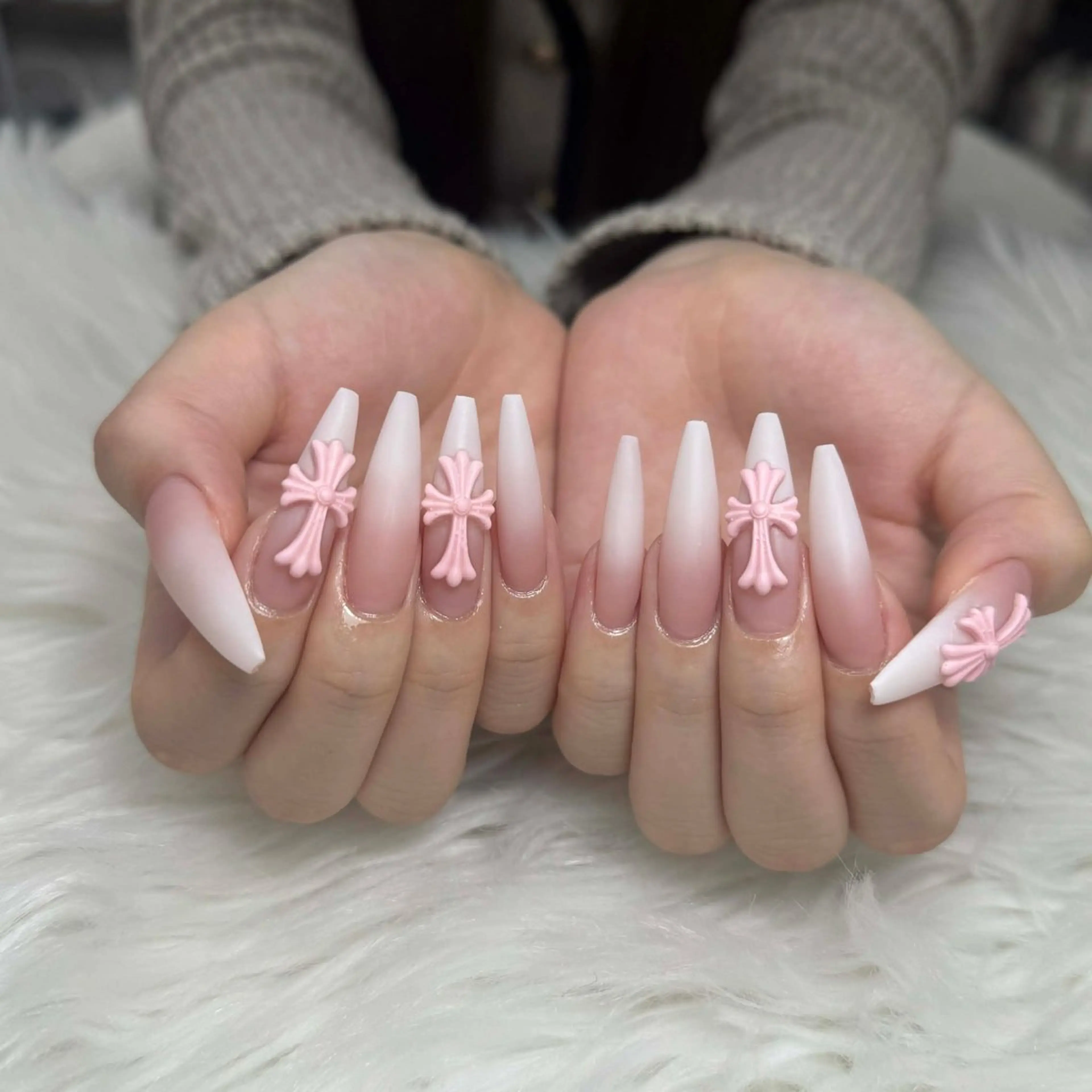 ネイル ハンドネイル いちご ちゃんのネイルデザイン