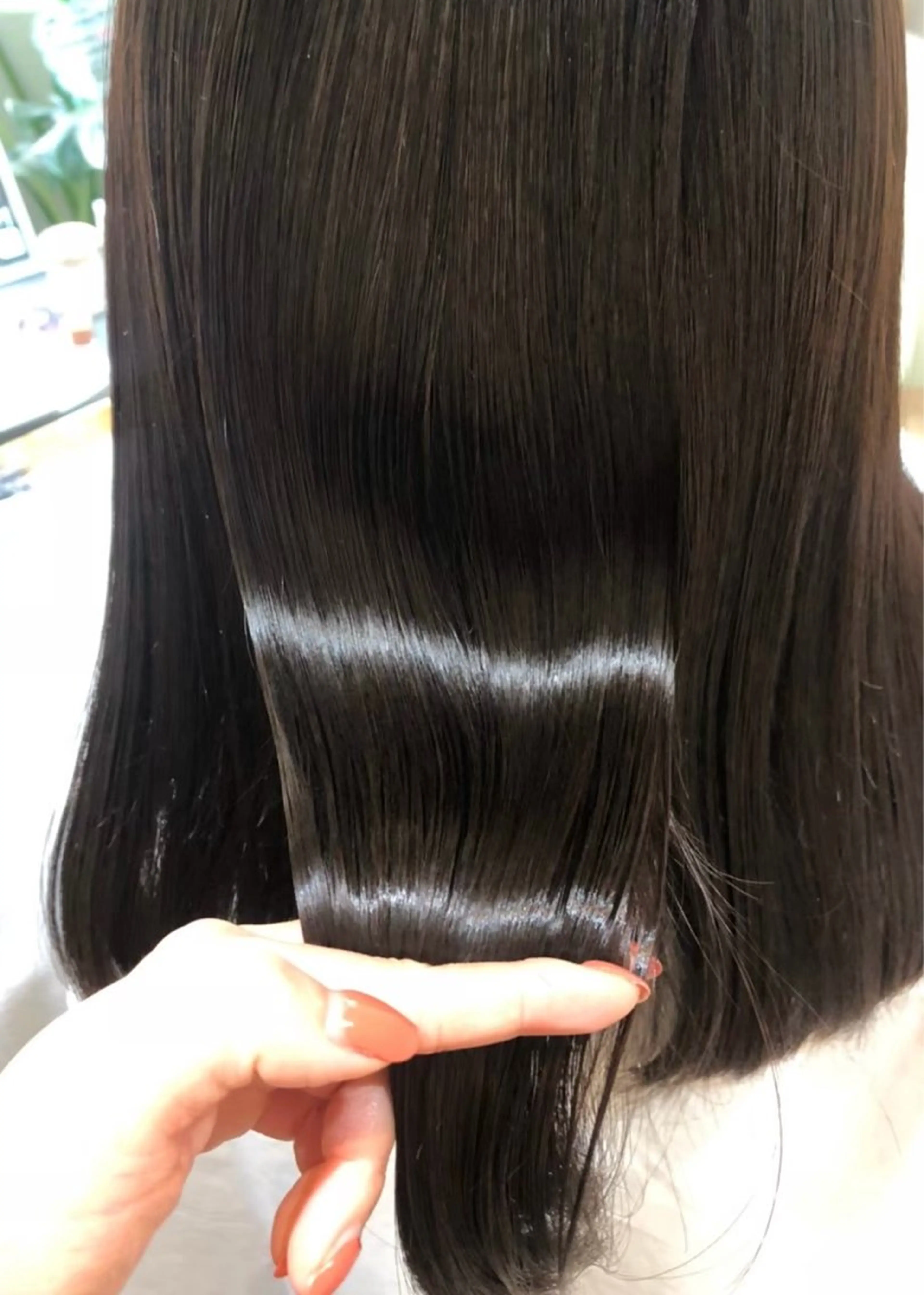 【平日限定🎀】前髪+顔周りカット+髪力回復カラー+潤艶コ-ティングTR🫧の写真