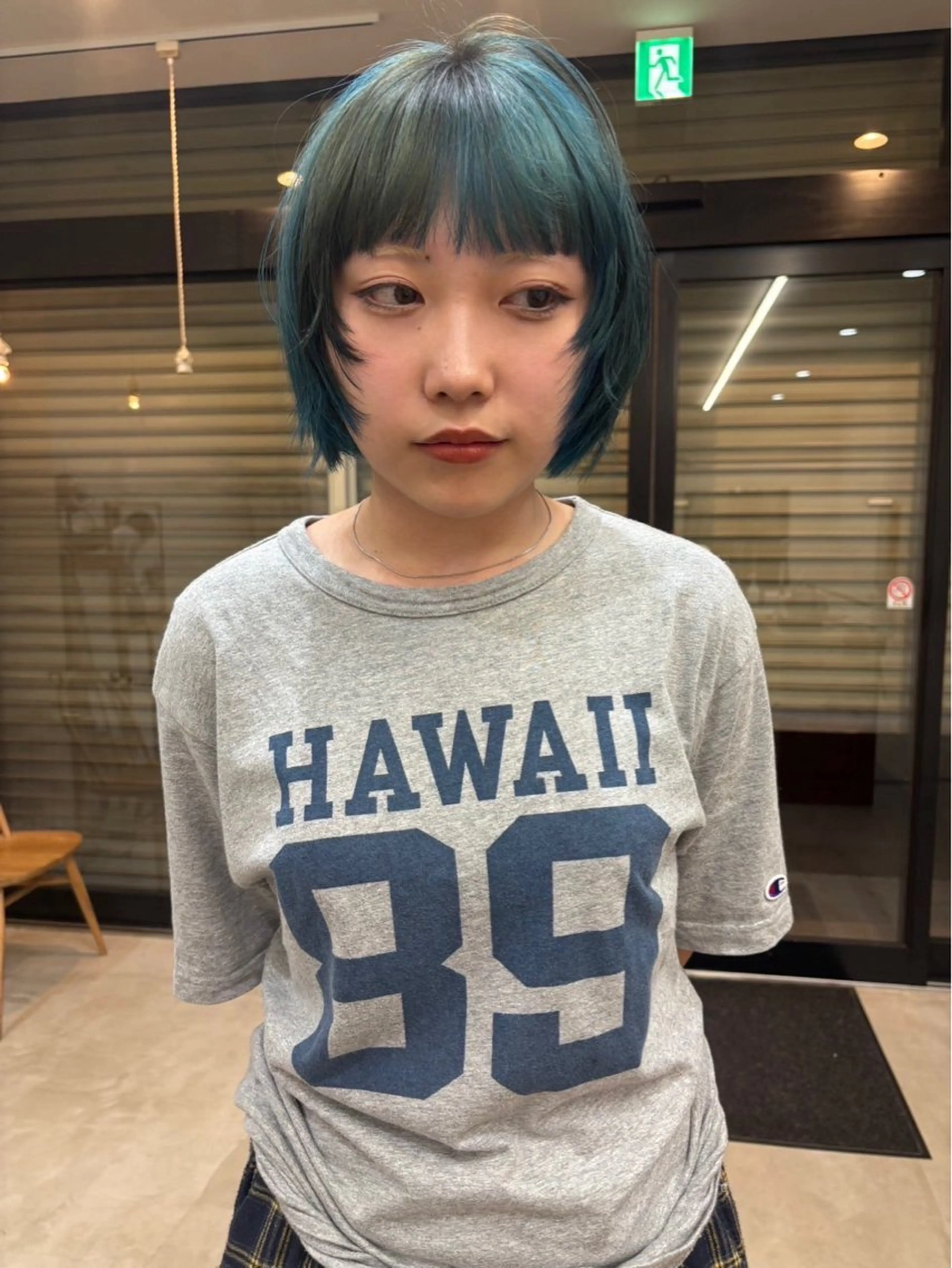 ミディアム 成澤 凜花のヘアスタイル