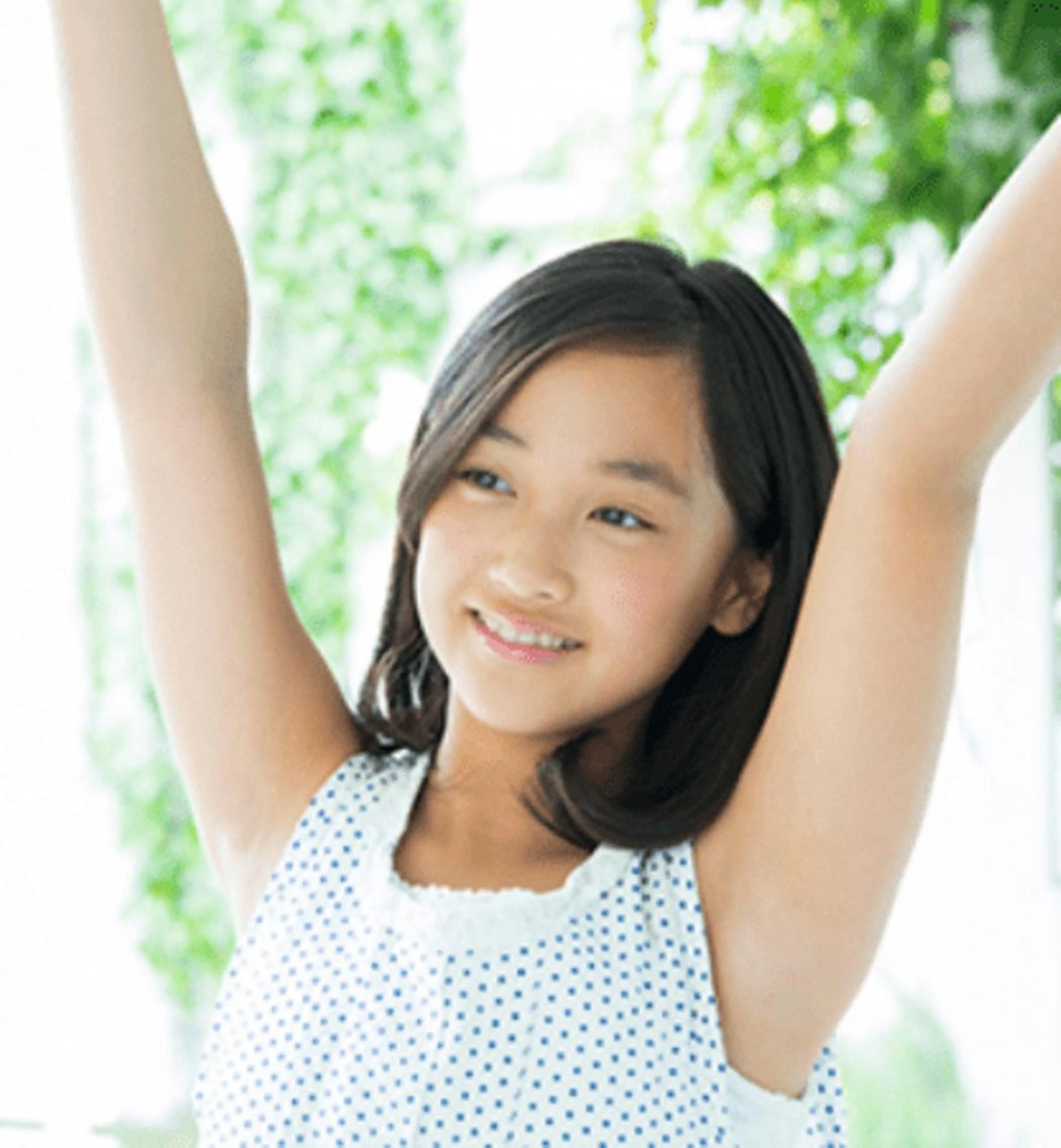 rasera コラボ予約のネイルデザイン