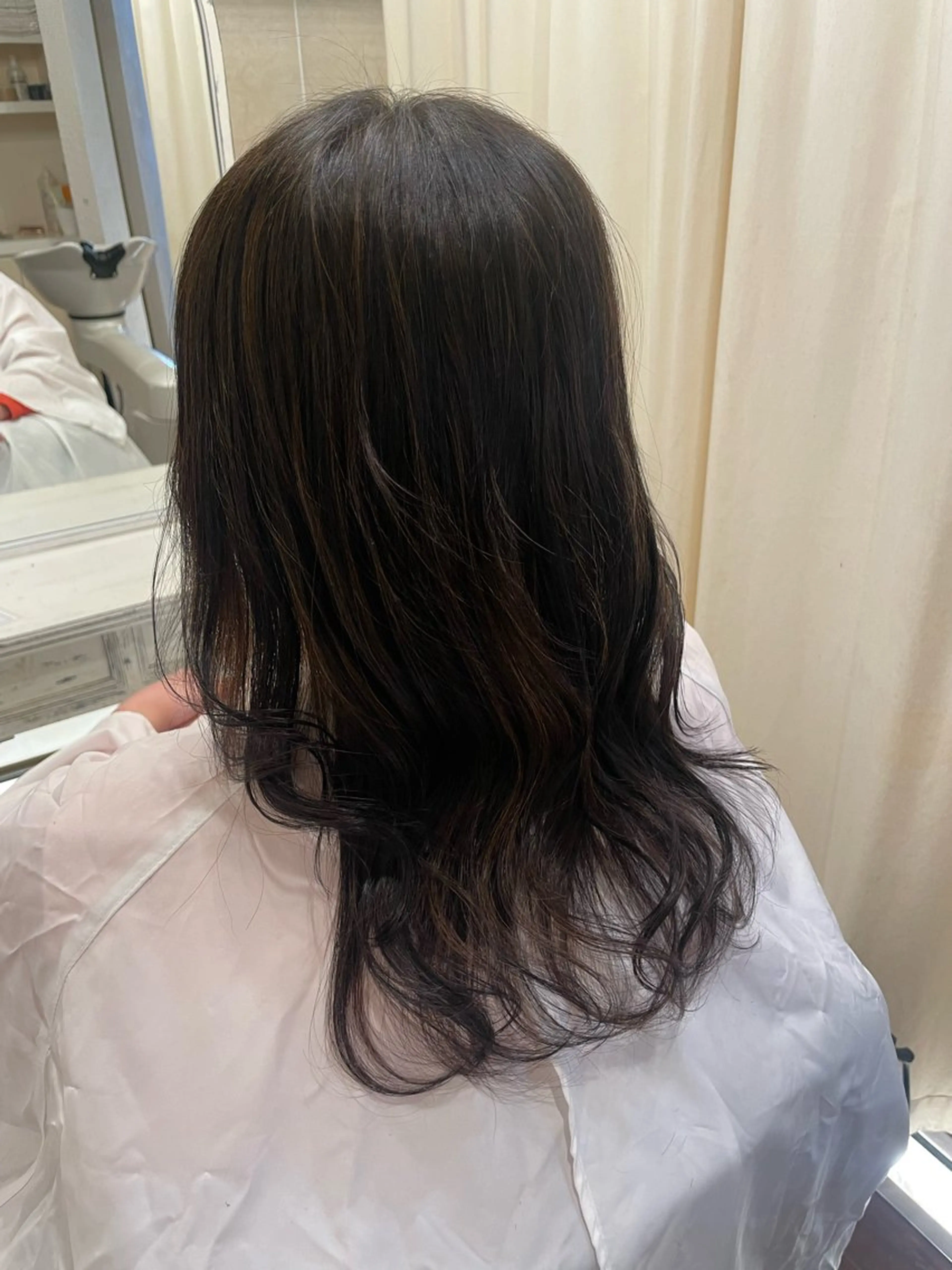ロング 伊藤 未奈のヘアスタイル