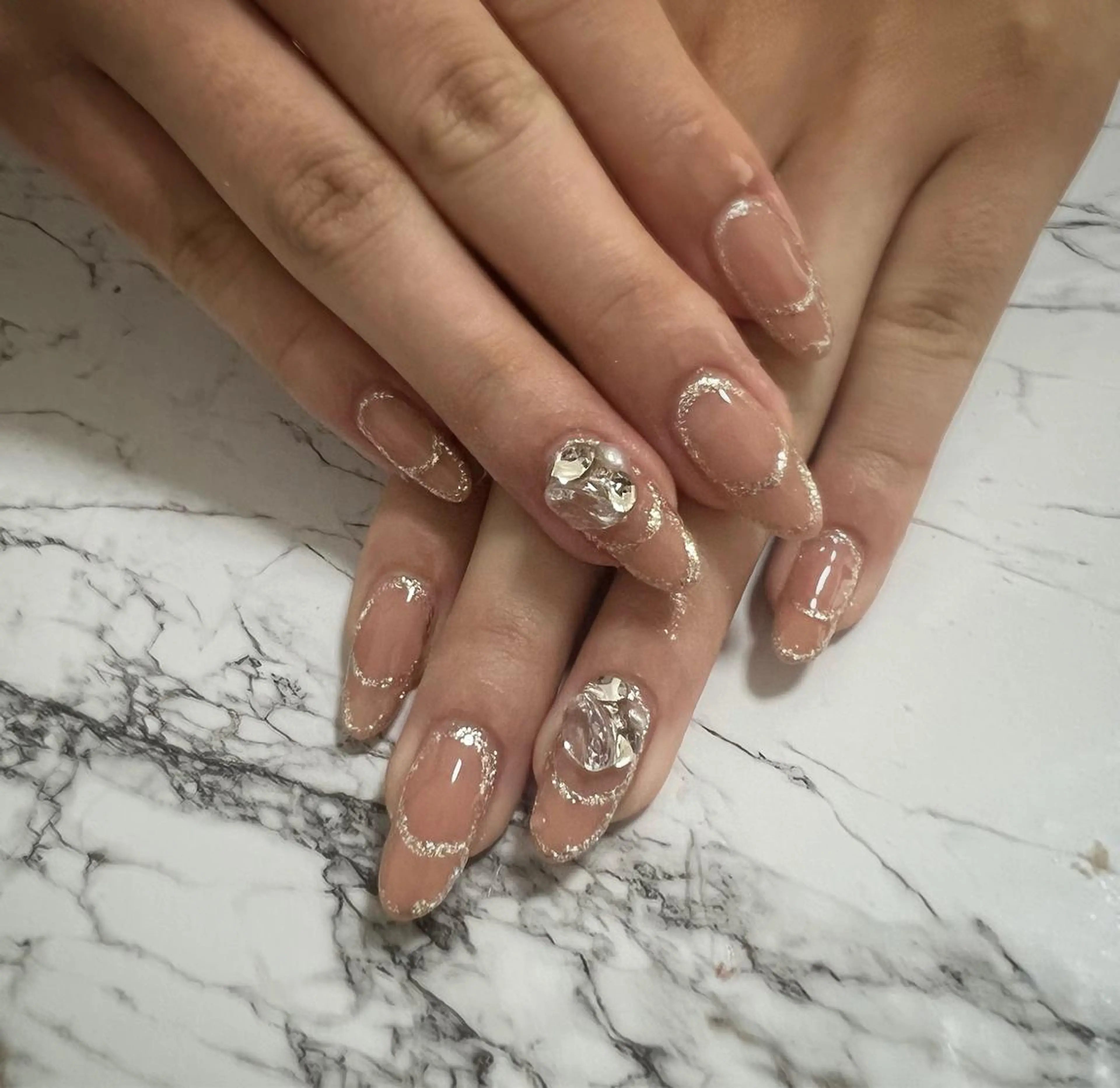 セミロング ネイル ハンドネイル mao .のネイルデザイン