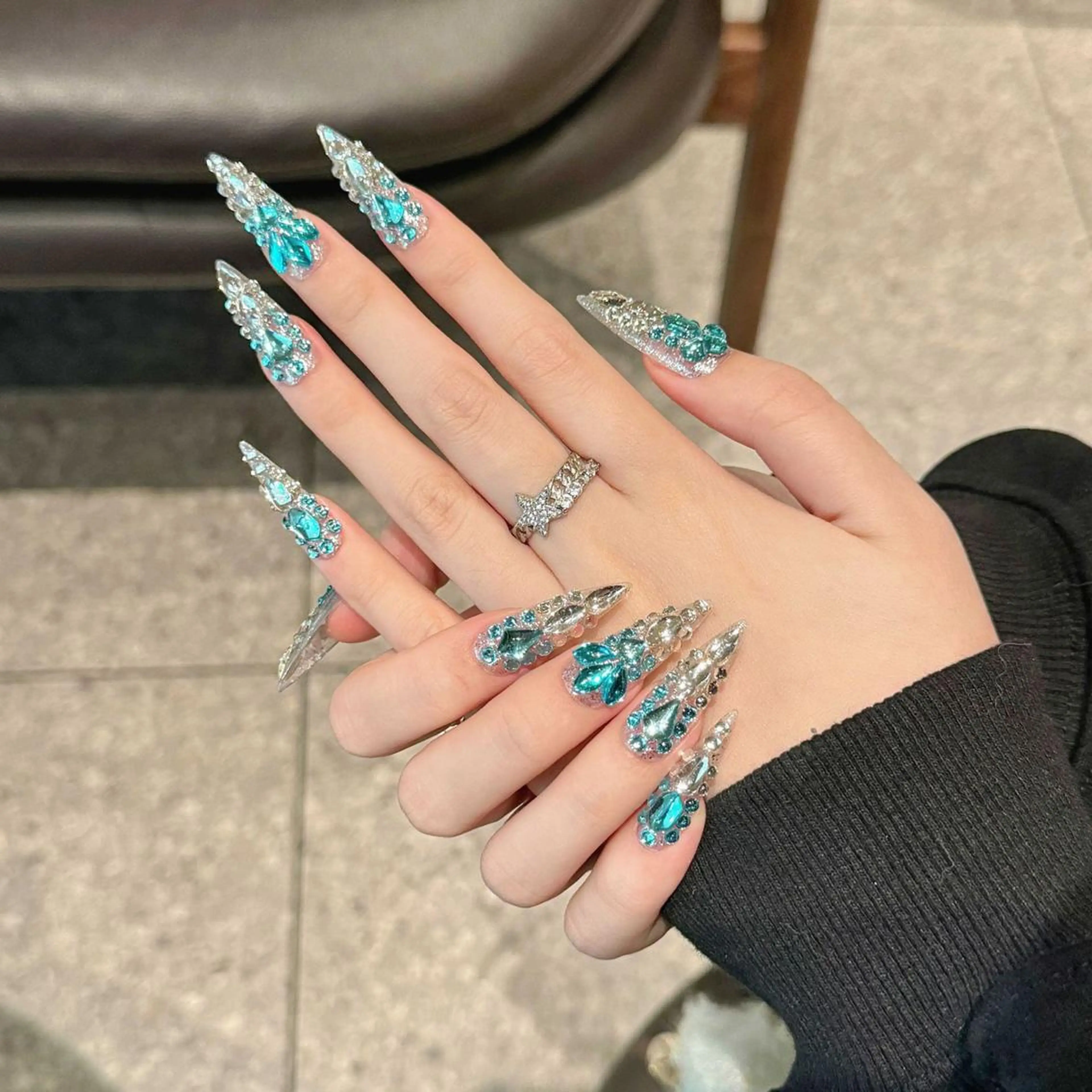 ネイル ジェルネイル スカルプネイル ネイルチップ ナユキNA.YUKI 渋谷店のネイルデザイン