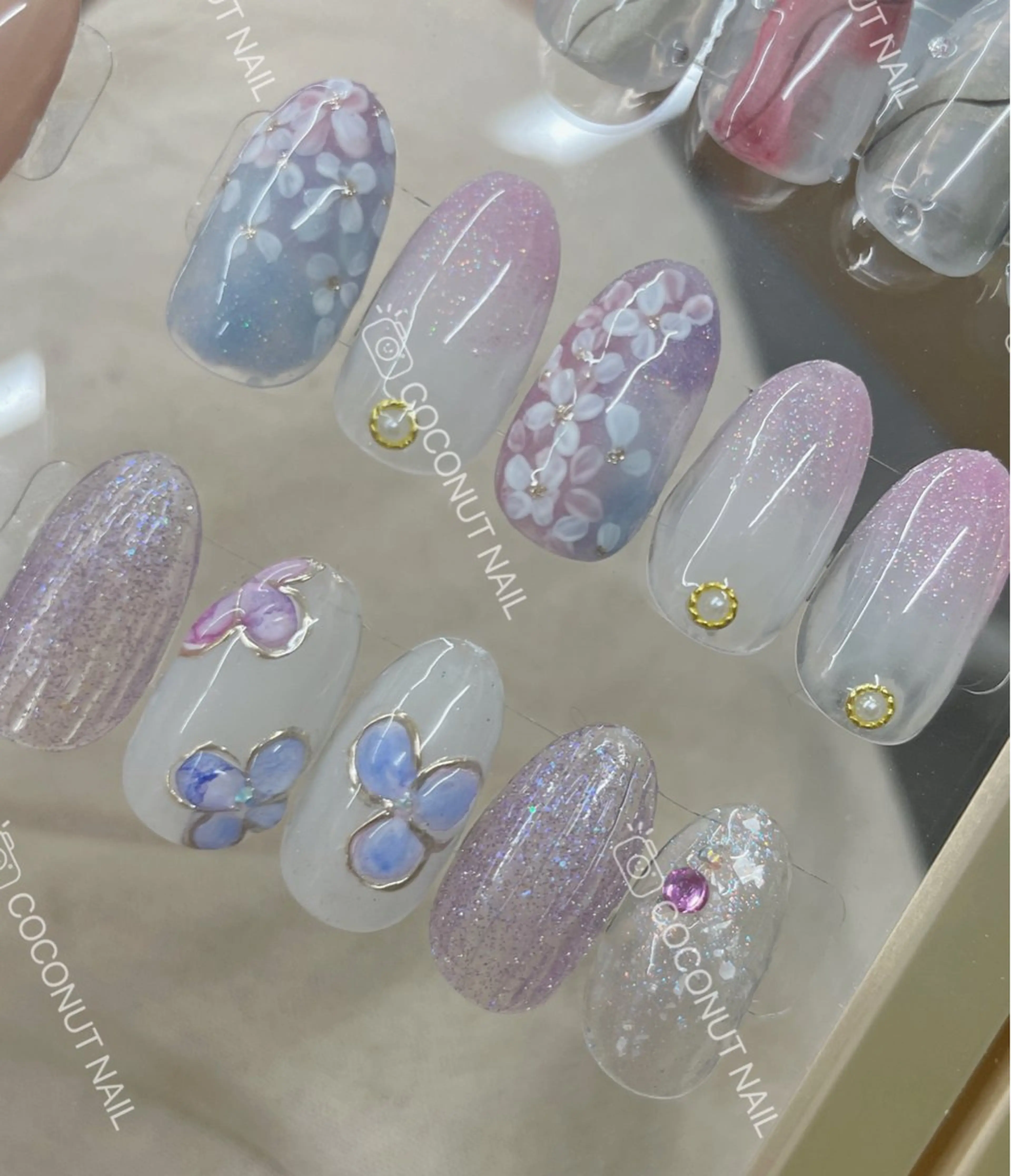 ネイル ハンドネイル 神田 ココナッツのネイルデザイン