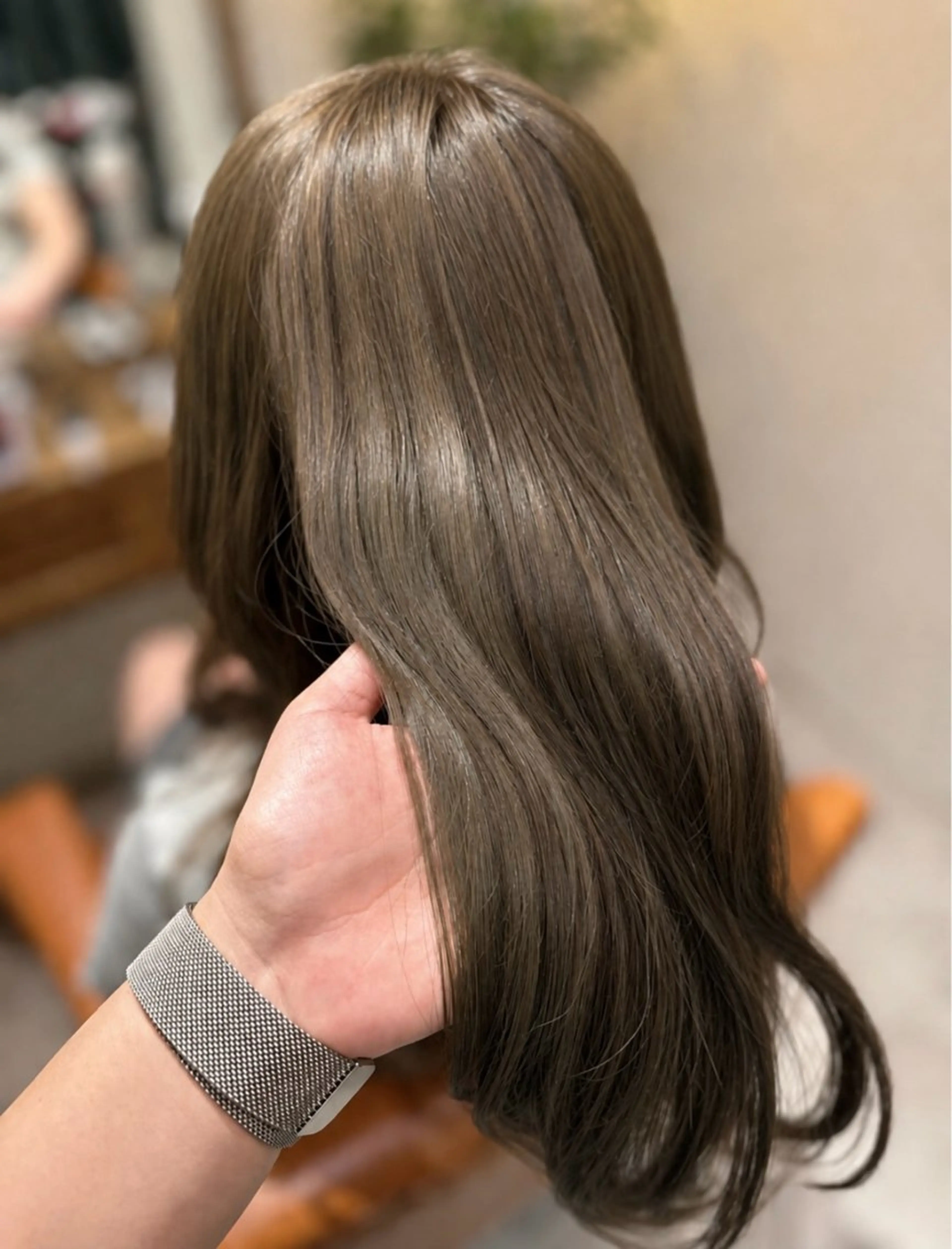 ミディアム カラー ベージュカラー 透明感カラー オリーブベージュ ヘアカラー sakura 🌷のヘアスタイル