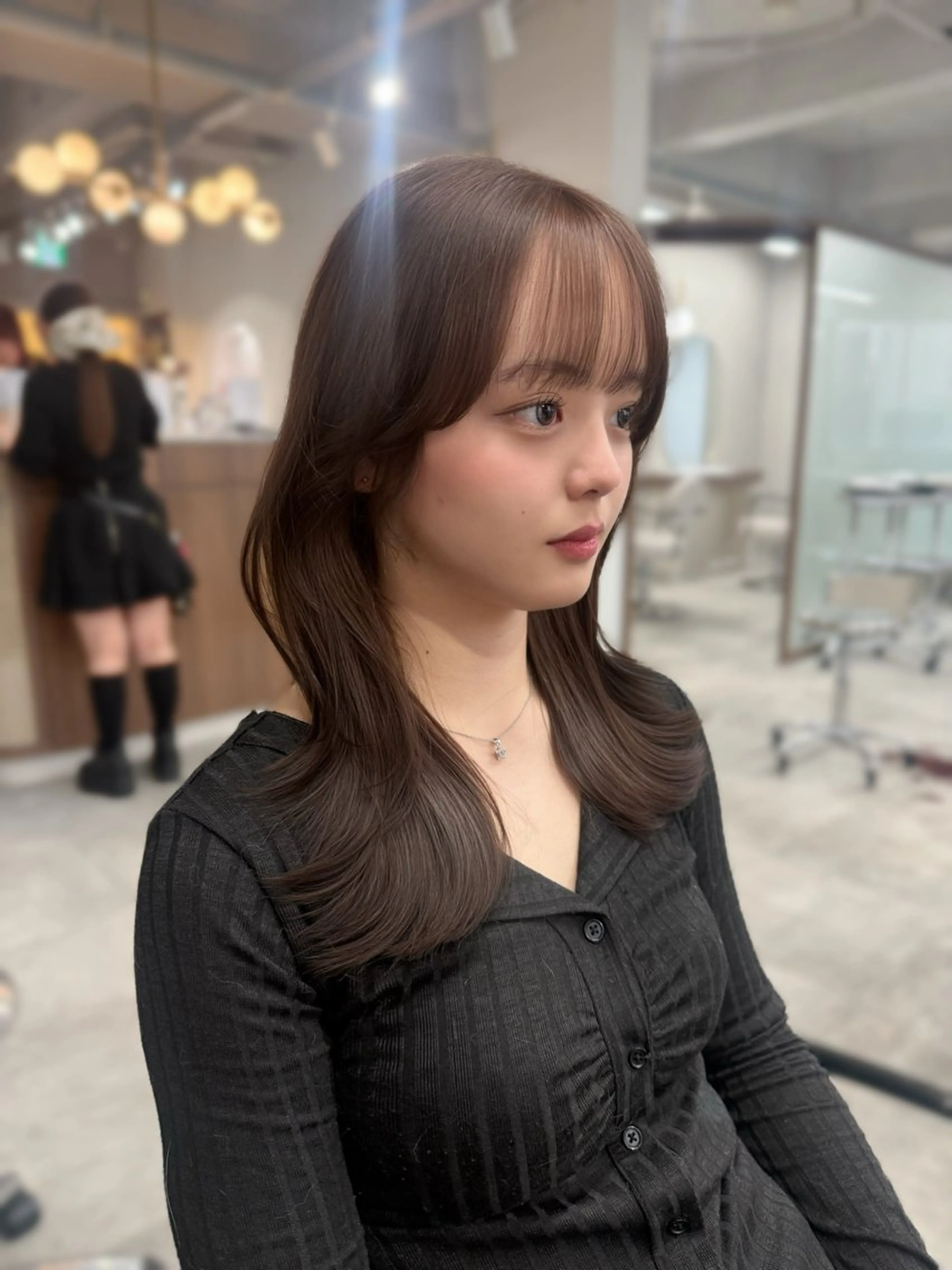 ミディアム カラー ブリーチ 透明感カラー ダブルカラー グレージュ 顔周りカット ヘアカラー レイヤーカット /顔周り/和奏︎♪のヘアスタイル