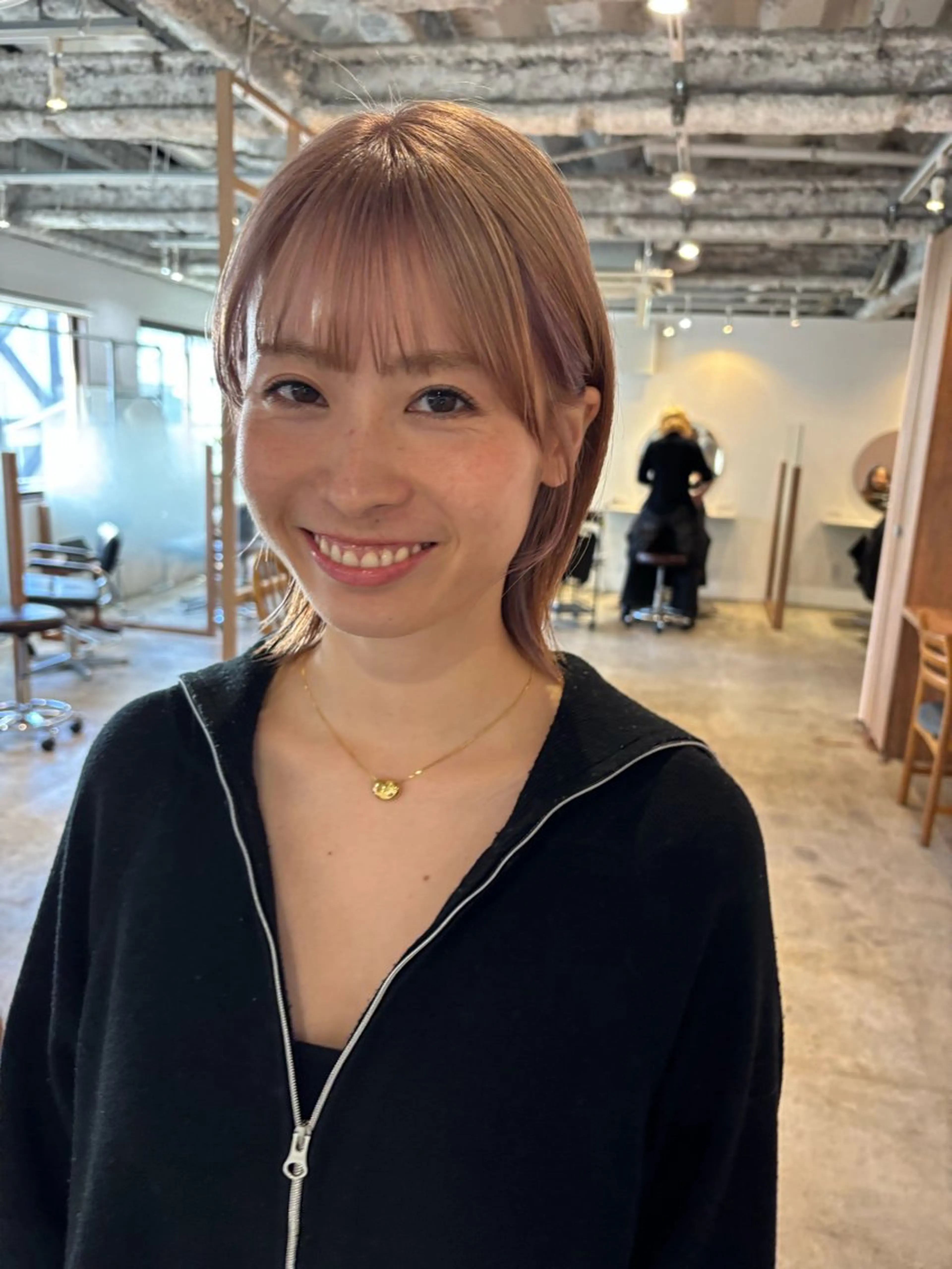 ミディアム カラー カット ヘアカラー トリートメント Hayashi Shioriのヘアスタイル