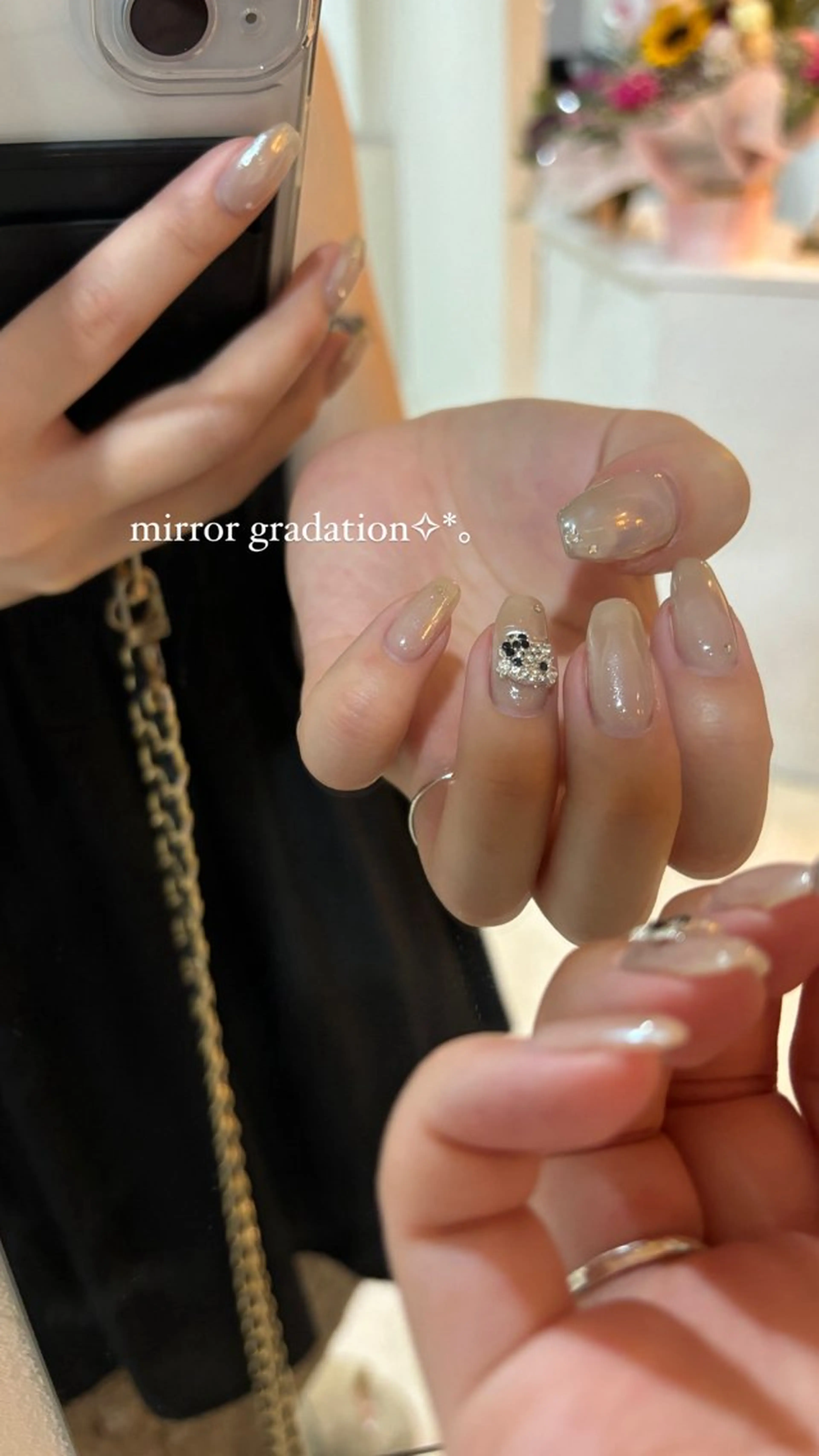 オフ込み オーロラネイルorミラーネイルの写真