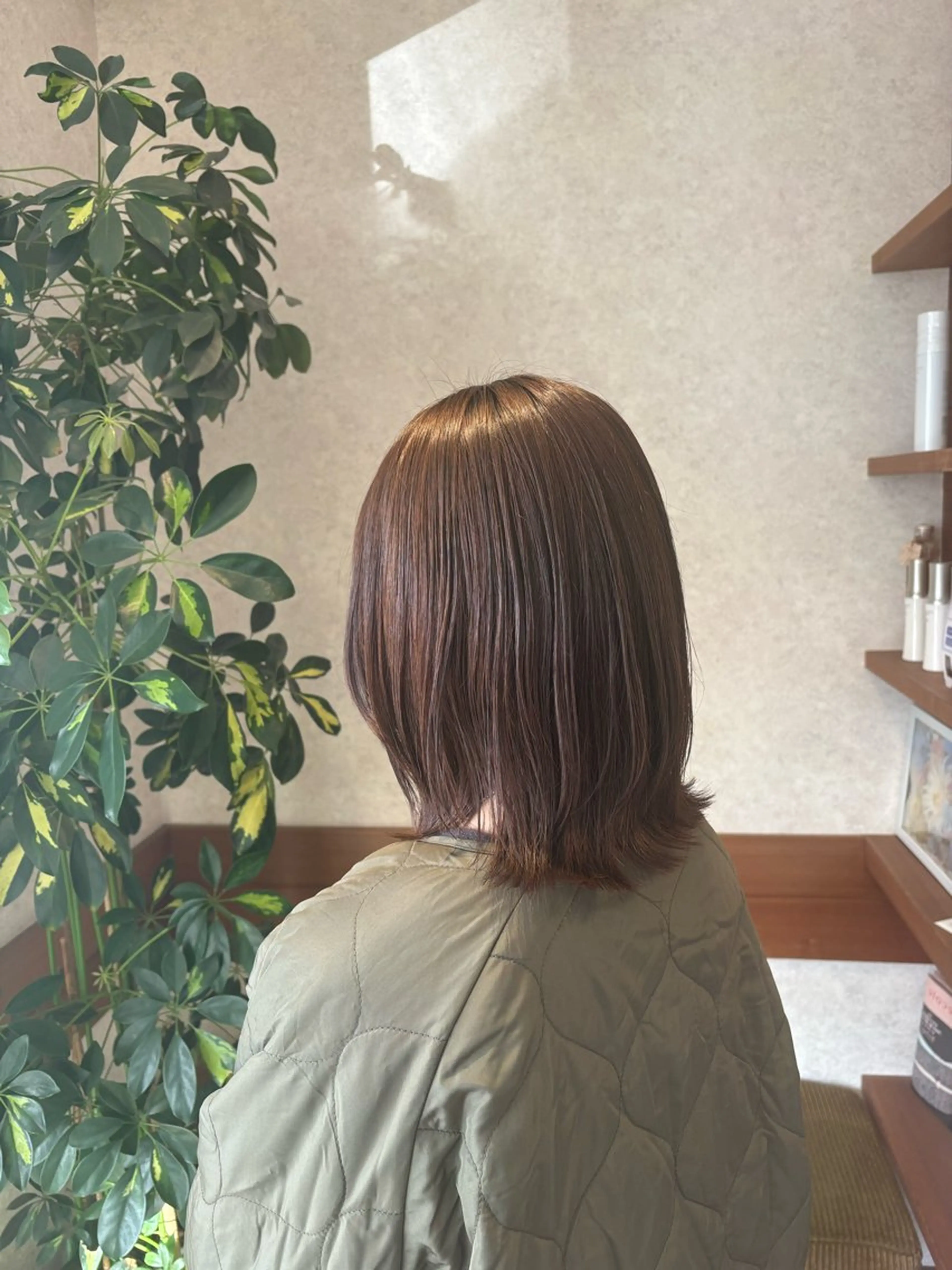 ミディアム ボブレイヤー ボブ レイヤーカット 小顔カット カット トリートメント 阿部 叶夢のヘアスタイル