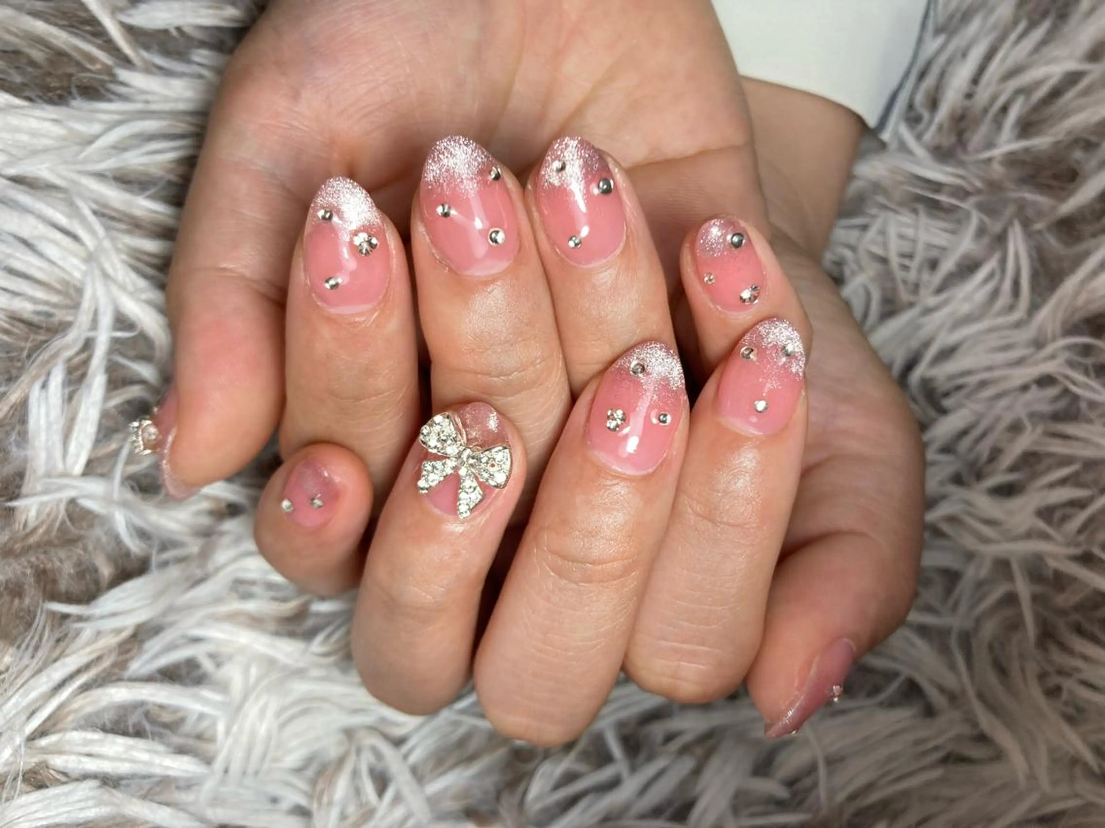 ショート ネイル ハンドネイル フットネイル ✴︎ Delightのネイルデザイン