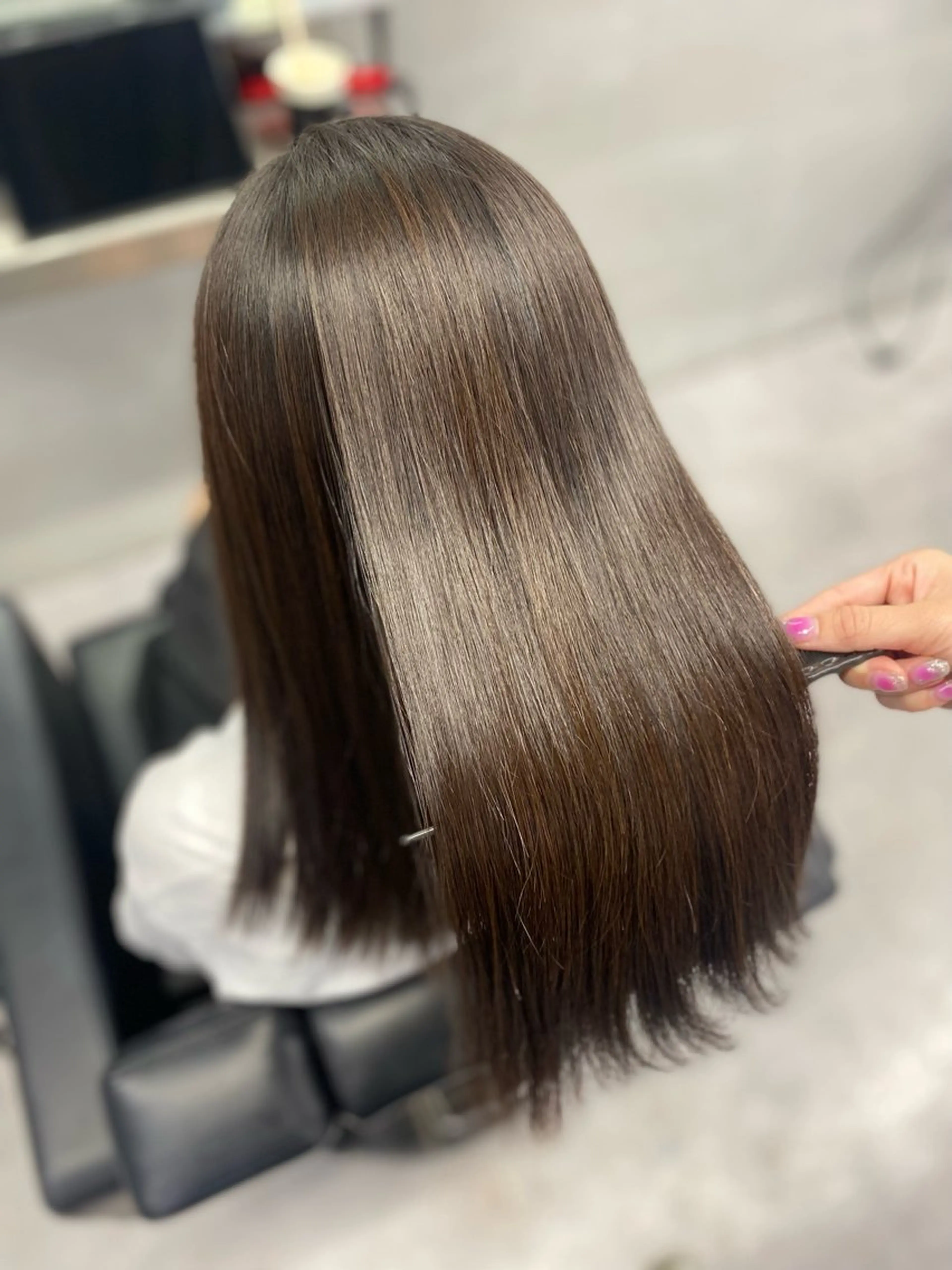 セミロング 艶髪/縮毛矯正 🫧辻野海羽のヘアスタイル