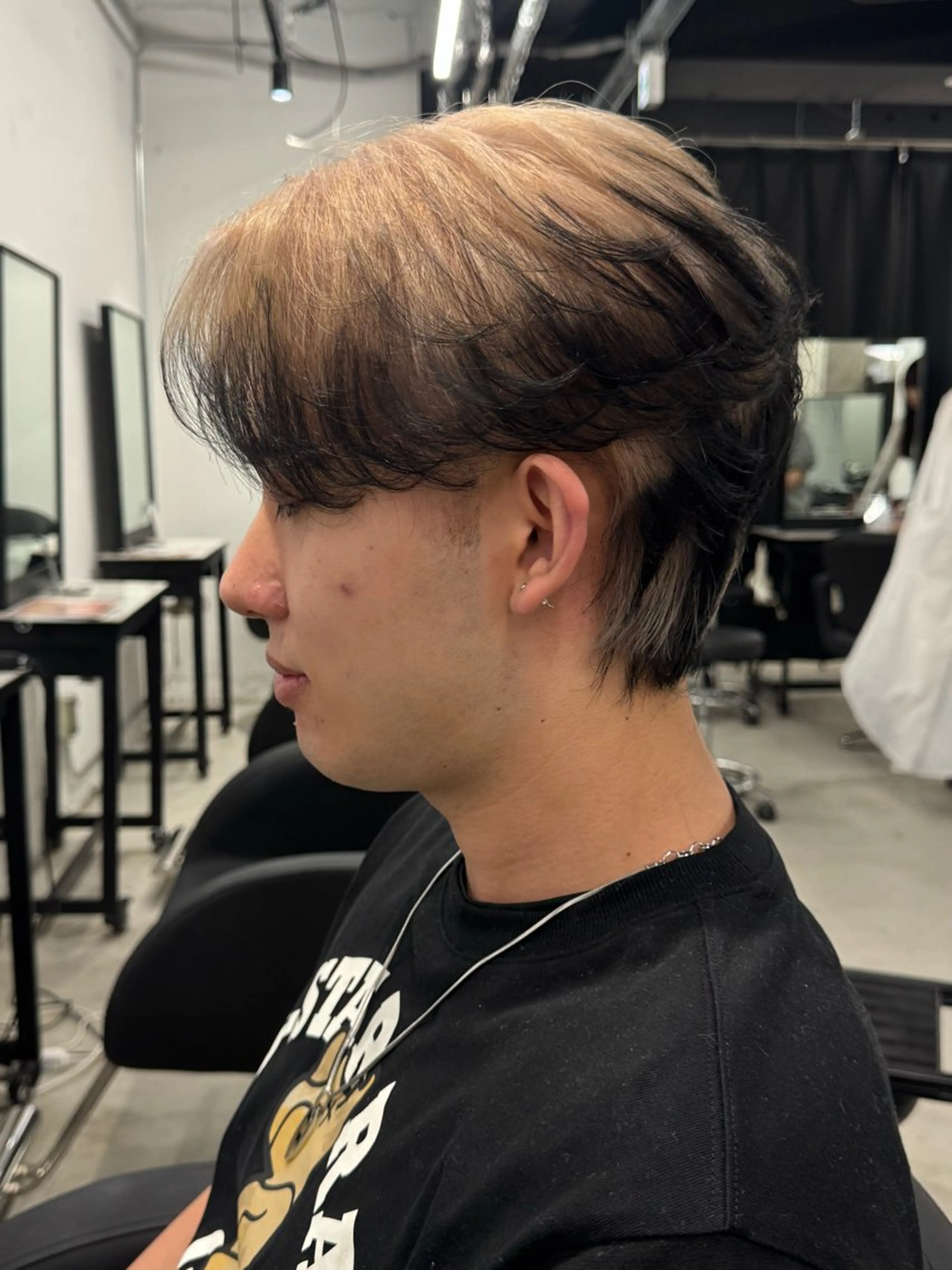 カラー メンズ ヘアカラー 岩佐 柚太のヘアスタイル