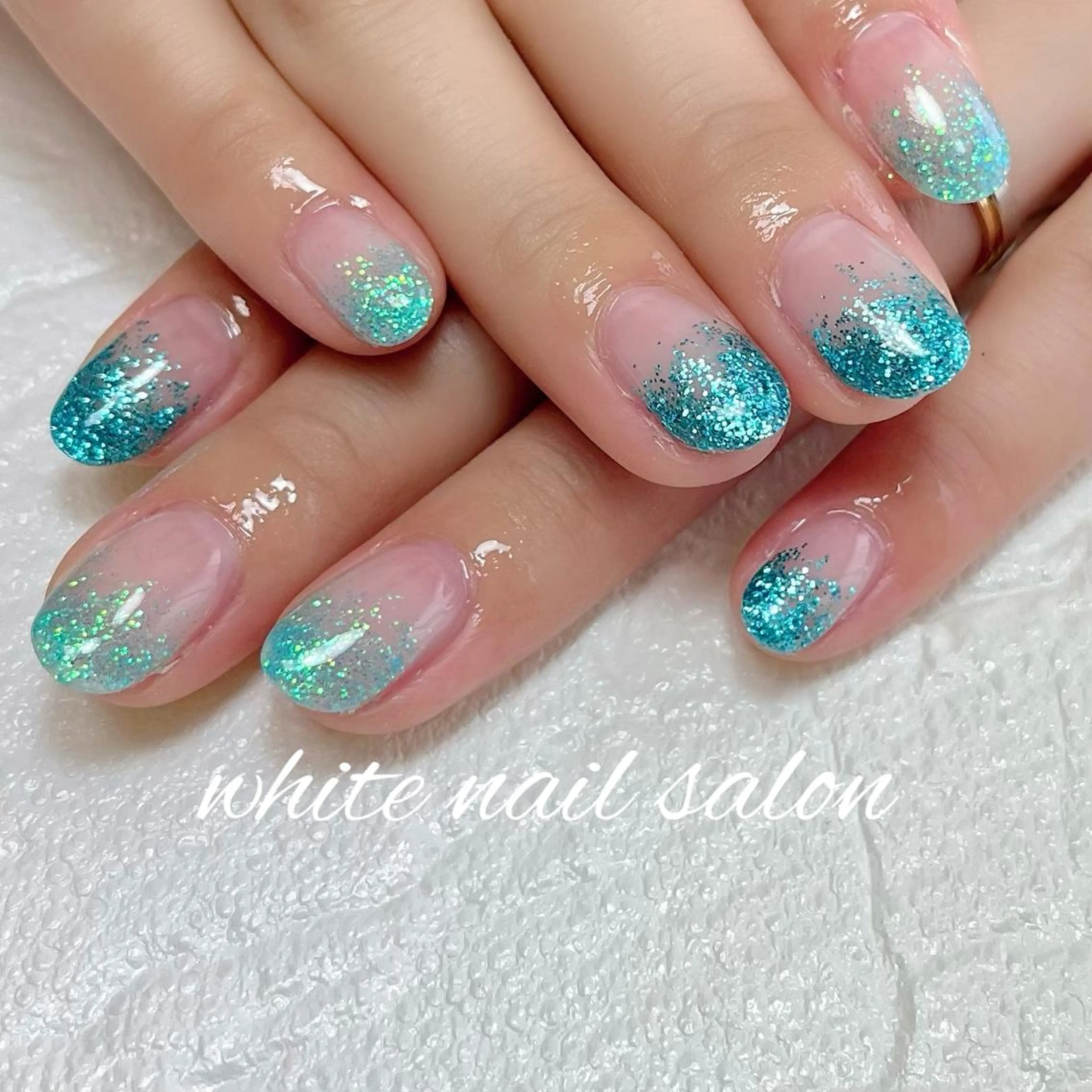 ネイル フットネイル ジェルネイル ハードジェル ラメ(グリッター) 持ち込み white nail salonのネイルデザイン