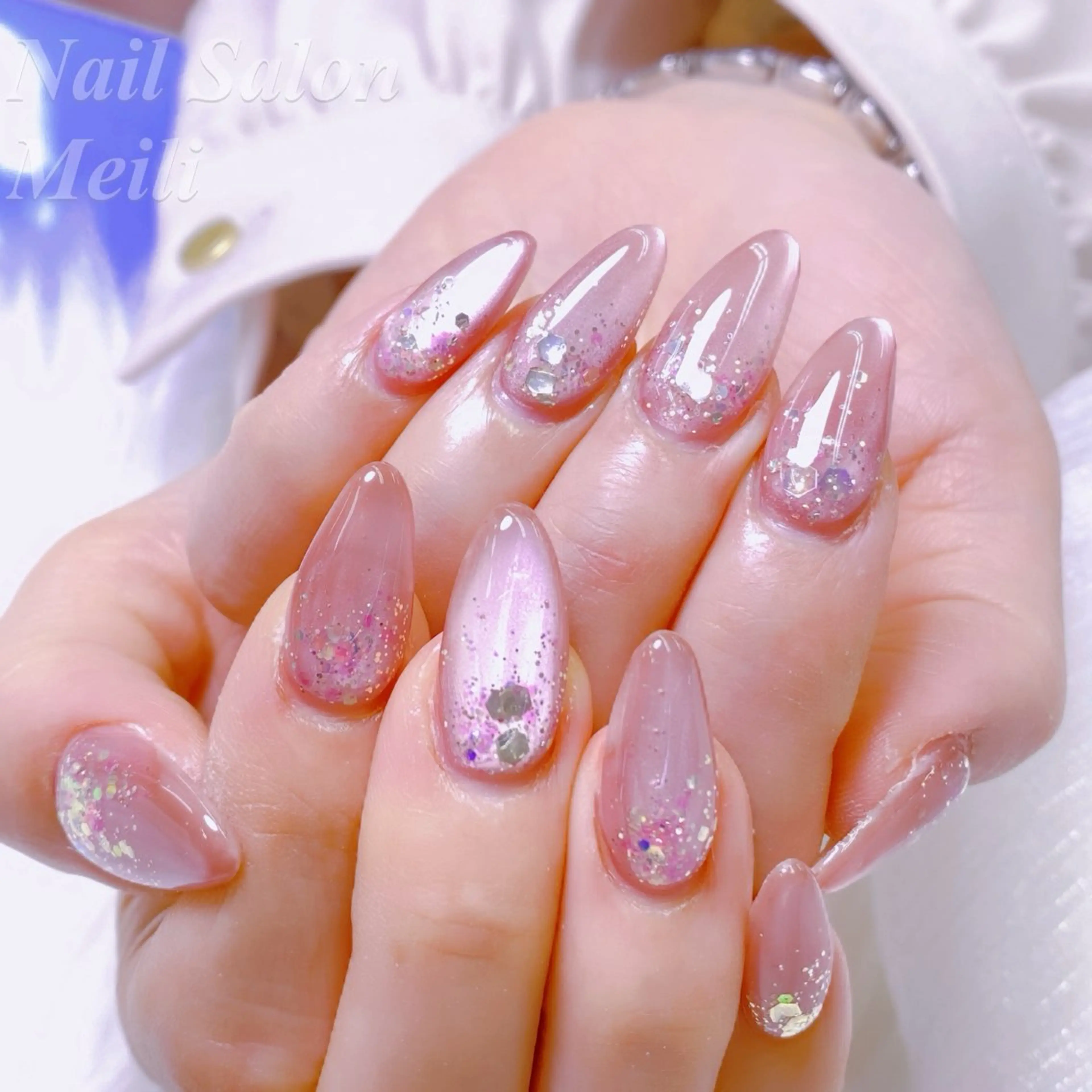 ネイル キラキラネイル ラメ(グリッター) マグネットネイル ピンク 冬ネイル NAILSALON MEILIのネイルデザイン