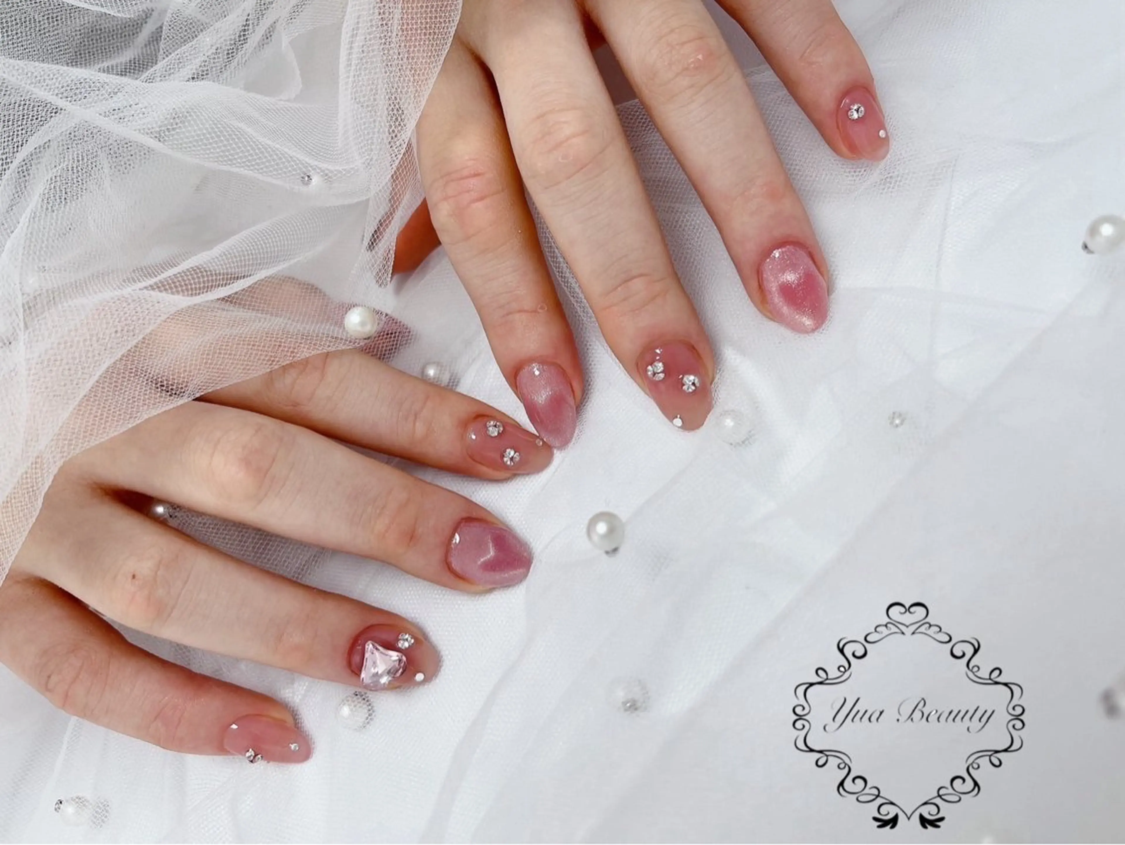 ネイル ハート マグネットネイル YuaBeauty所属・浅井 亜美のネイルデザイン