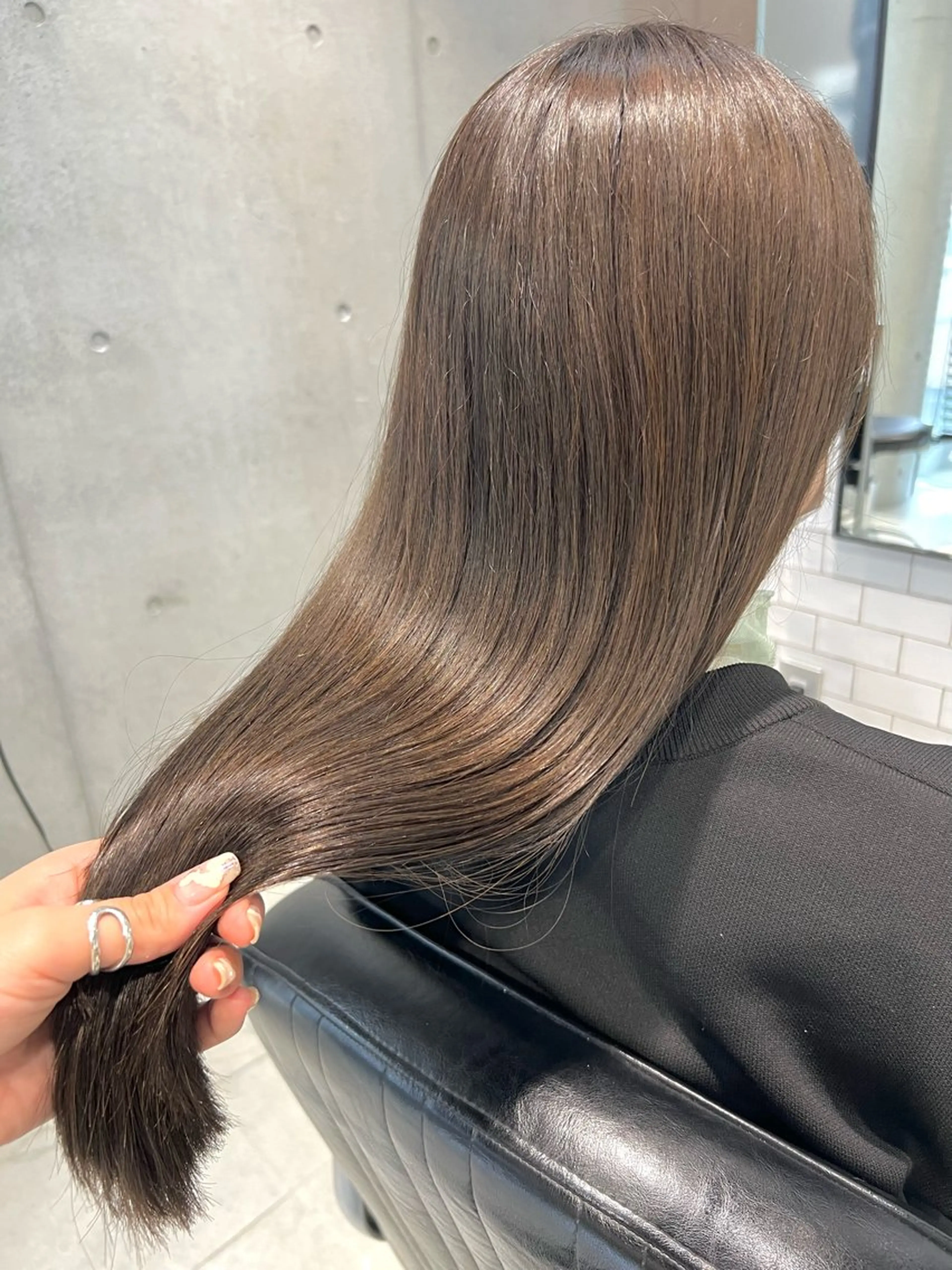 ミディアム カラー パーマ ヘアアレンジ メンズ キッズ ヘアカラー トリートメント ヘアセット 丁寧なカウンセリング 🌿Chiemi🌿のヘアスタイル