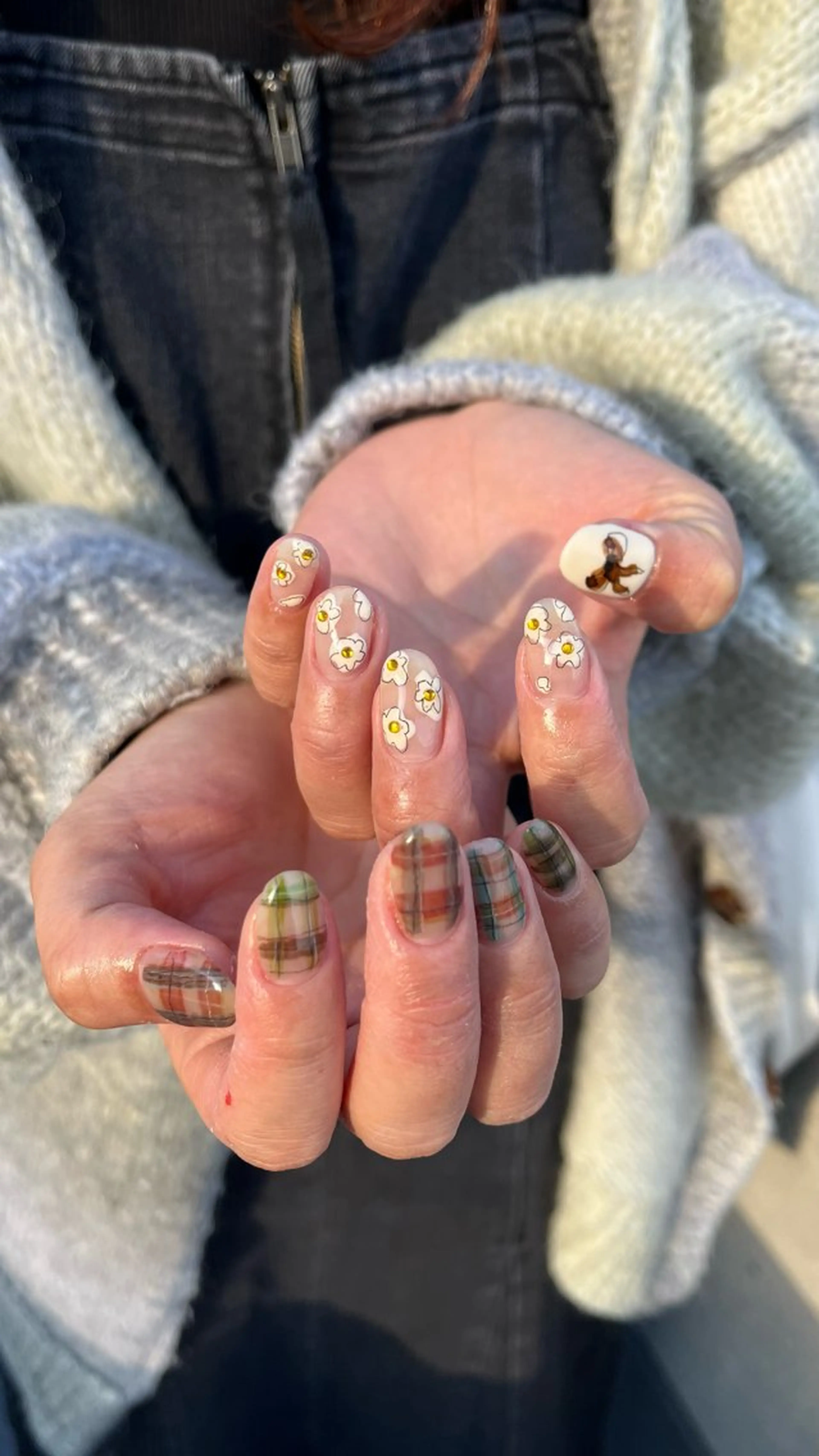 ネイル 🤎Two ERI🤎のネイルデザイン