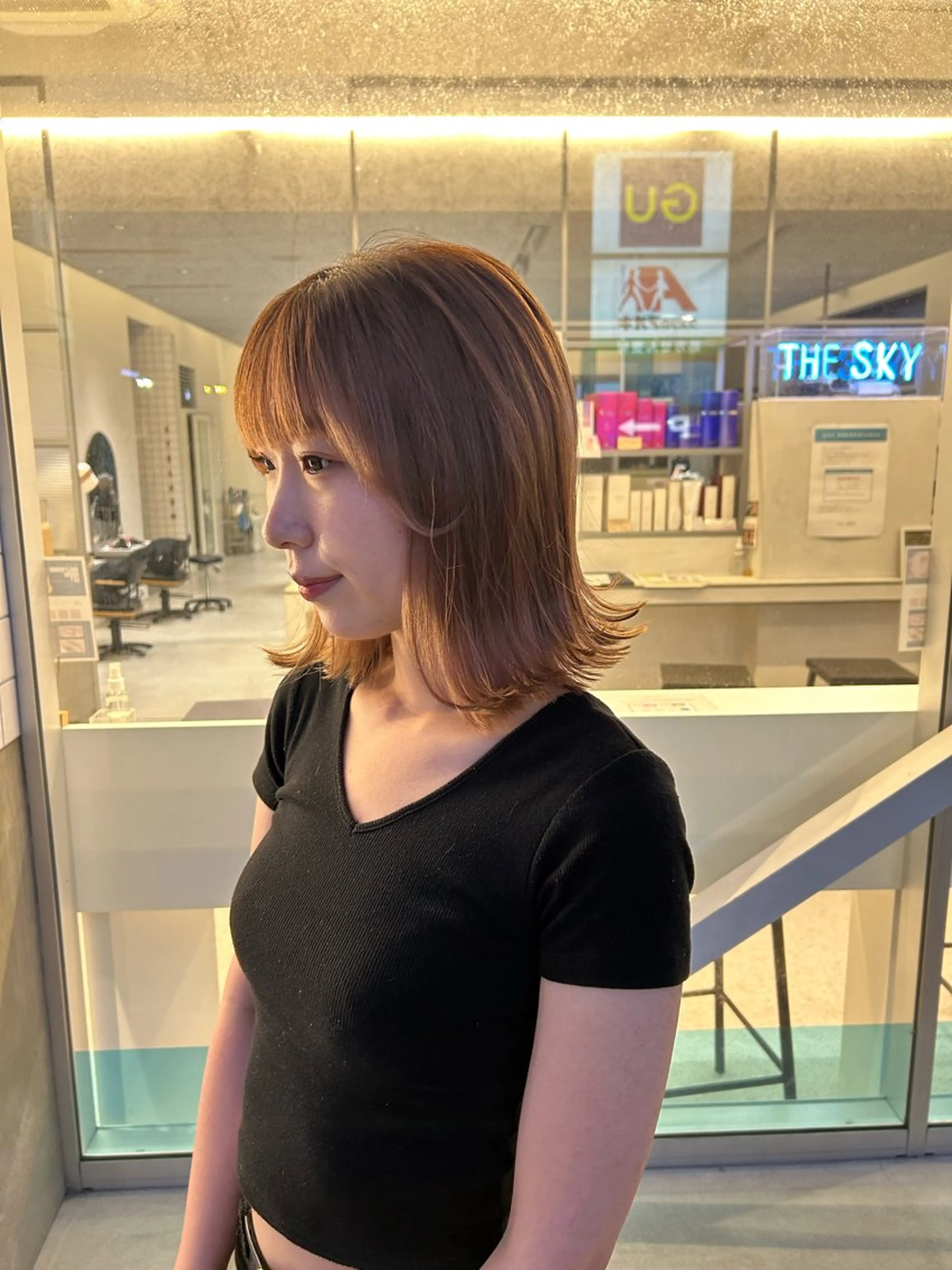 ミディアム アダチ ヒナタのヘアスタイル
