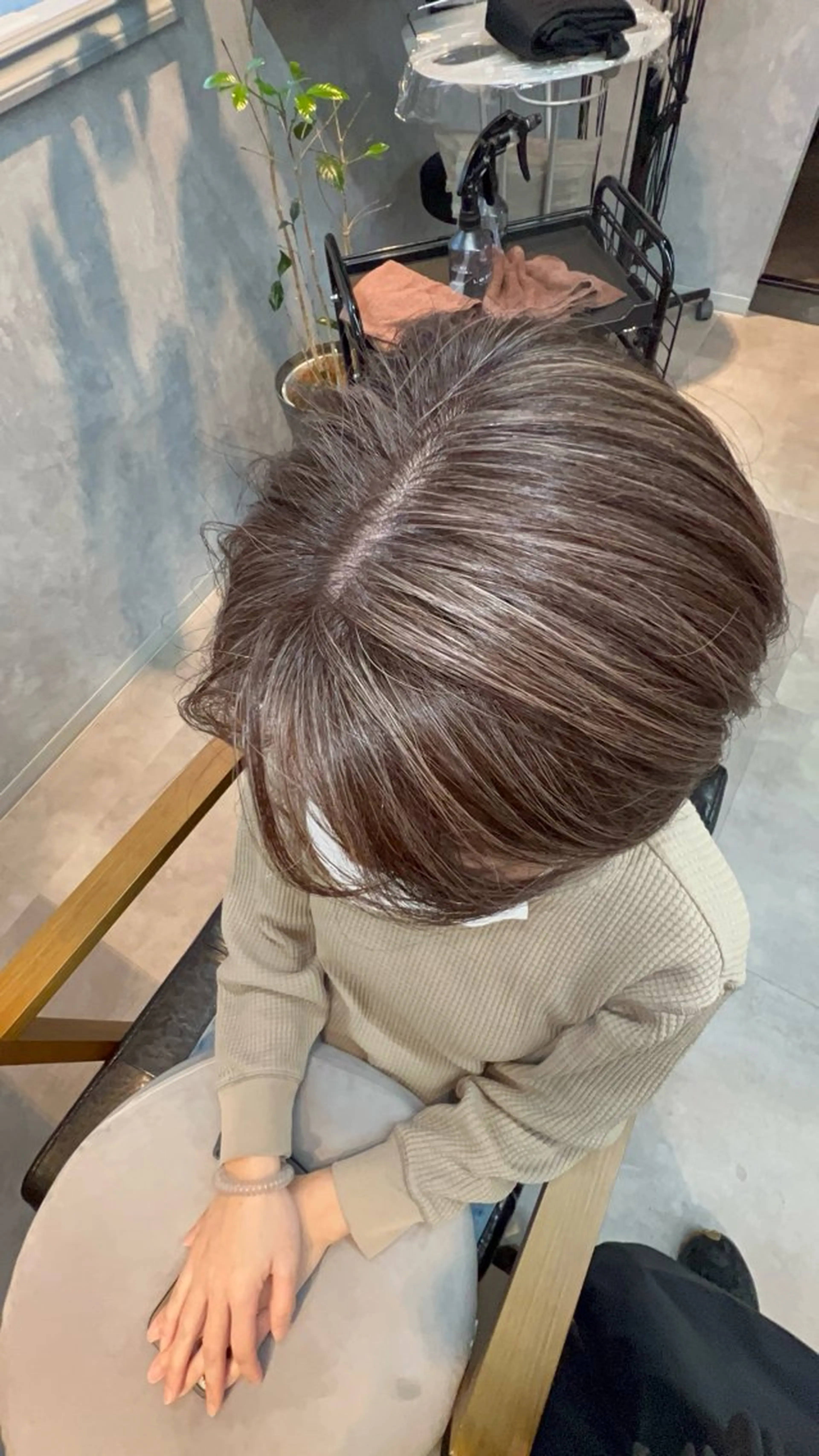 ショート motoトップカラー リスト/ブリーチカラのヘアスタイル