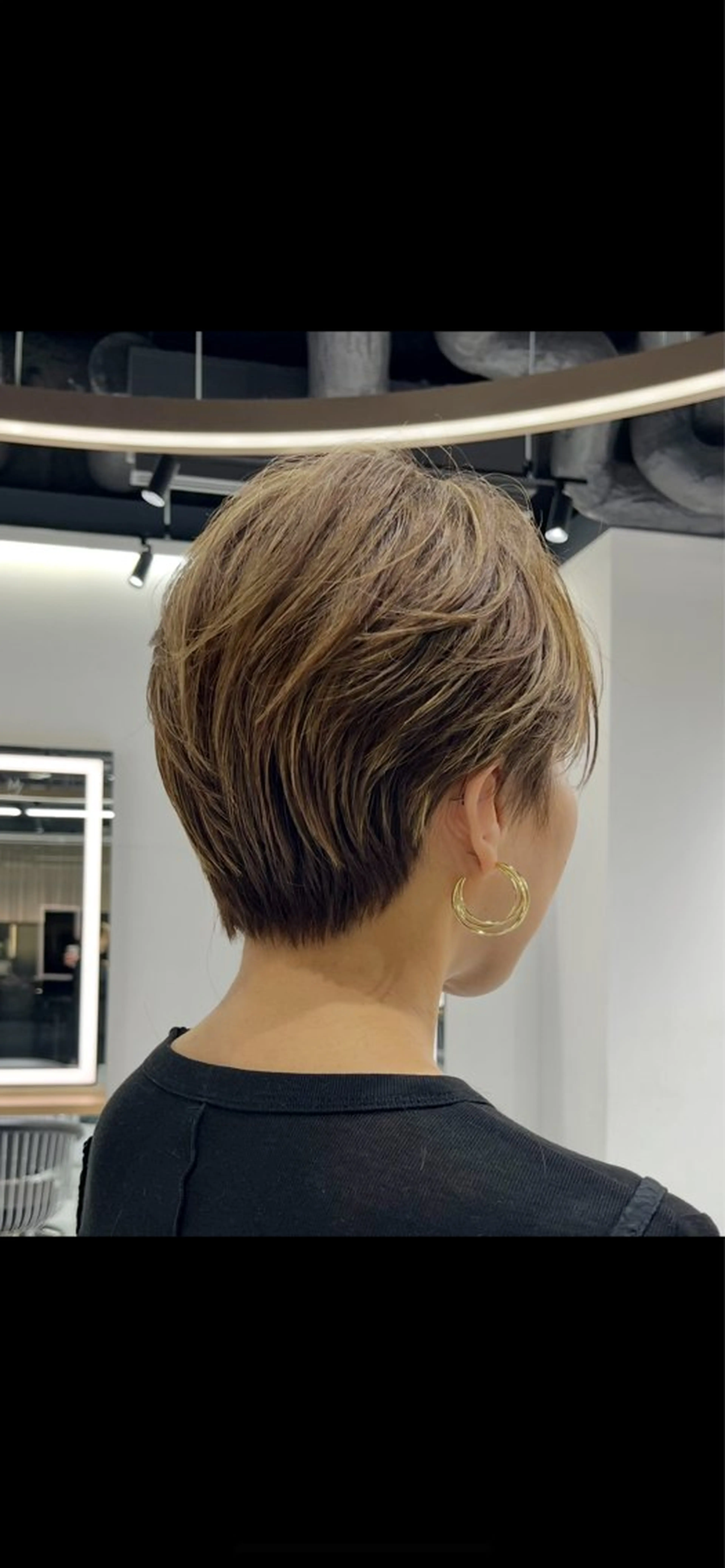 ショート 石塚 瑛里菜のヘアスタイル