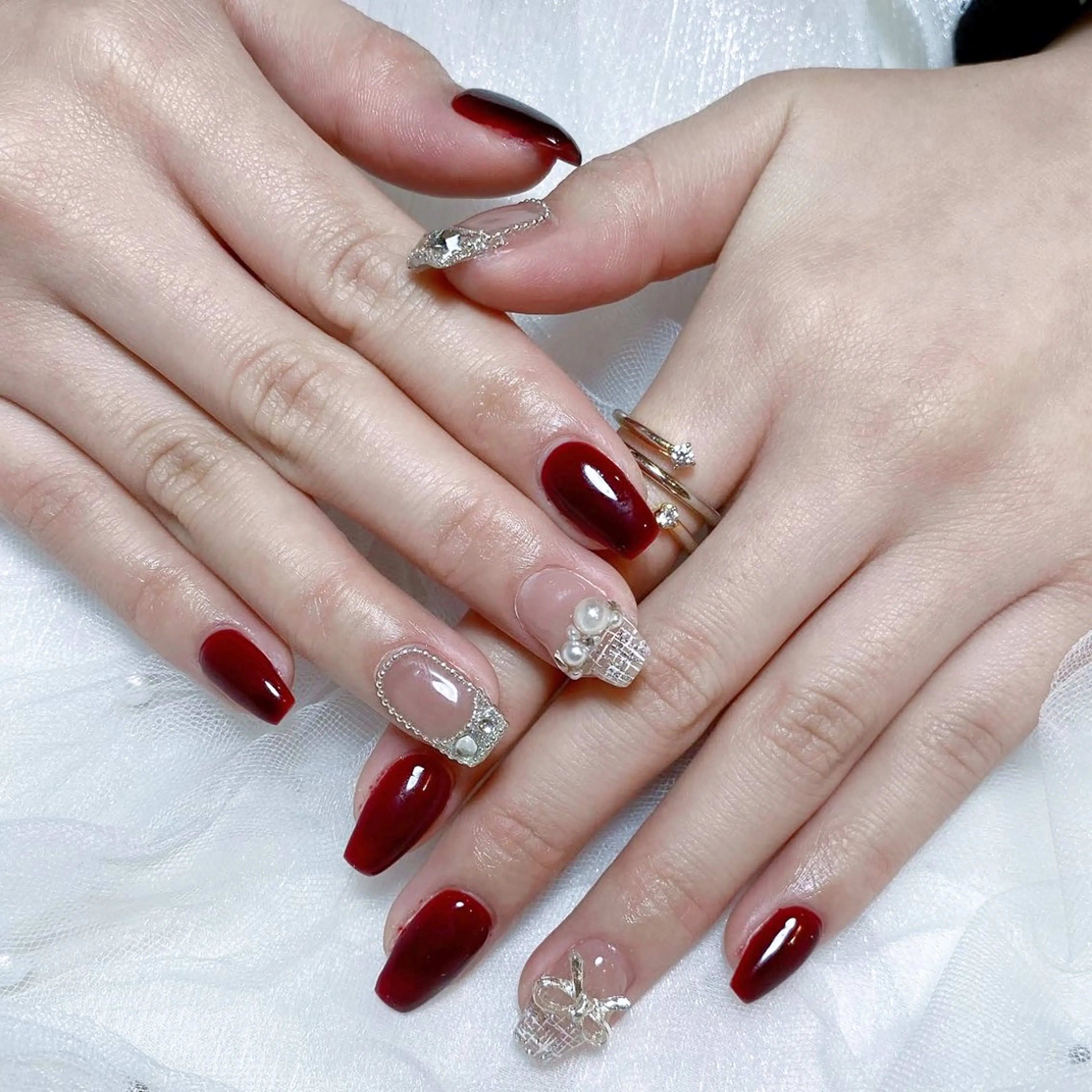 メンズ ネイル メンズ韓国風 アートネイル オーロラネイル ガーリー キラキラネイル Nail salon 木にいるのネイルデザイン