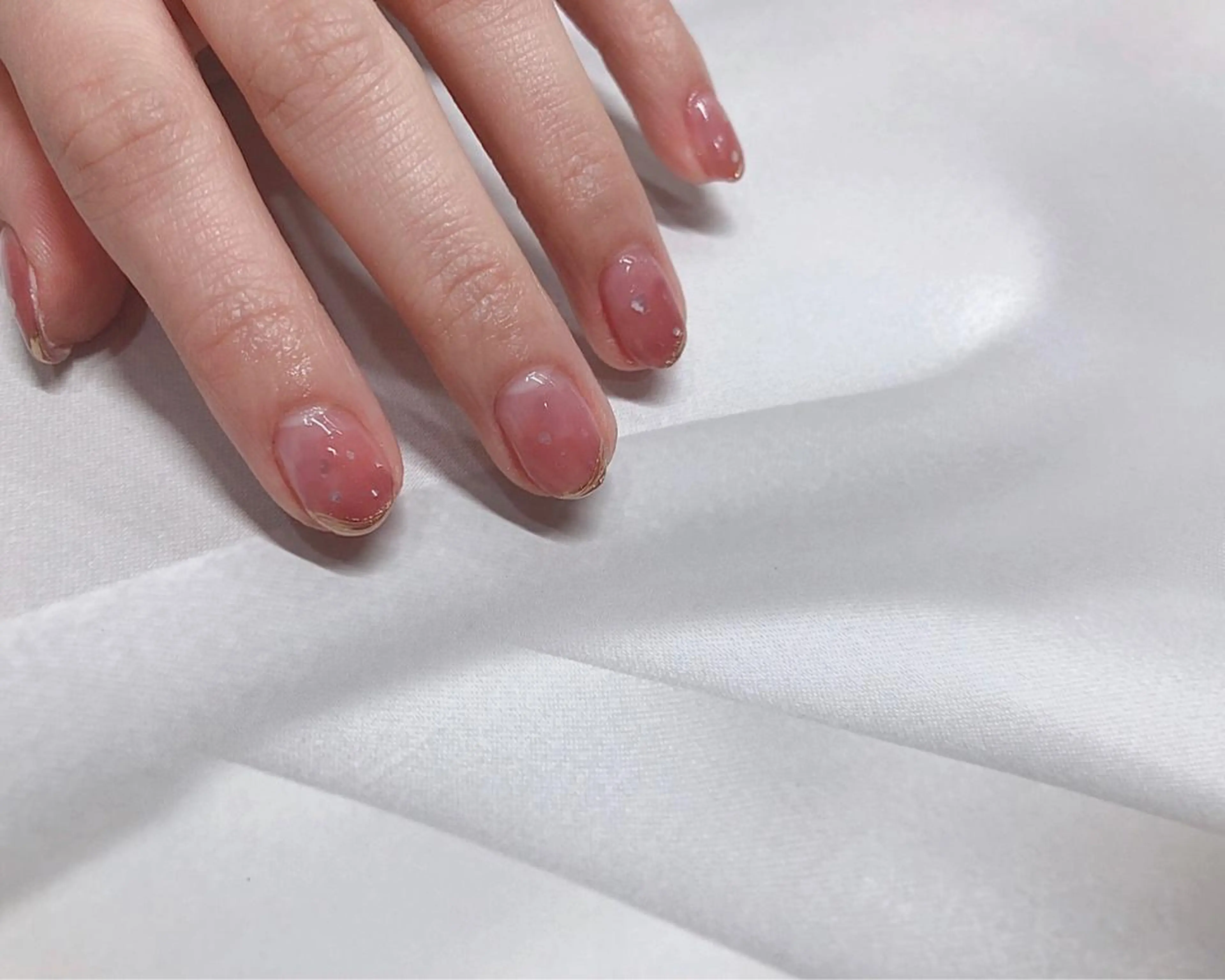 ネイル ミラーネイル ニュアンスネイル ハンドネイル nail heron所属・saki_ nail heronのネイルデザイン