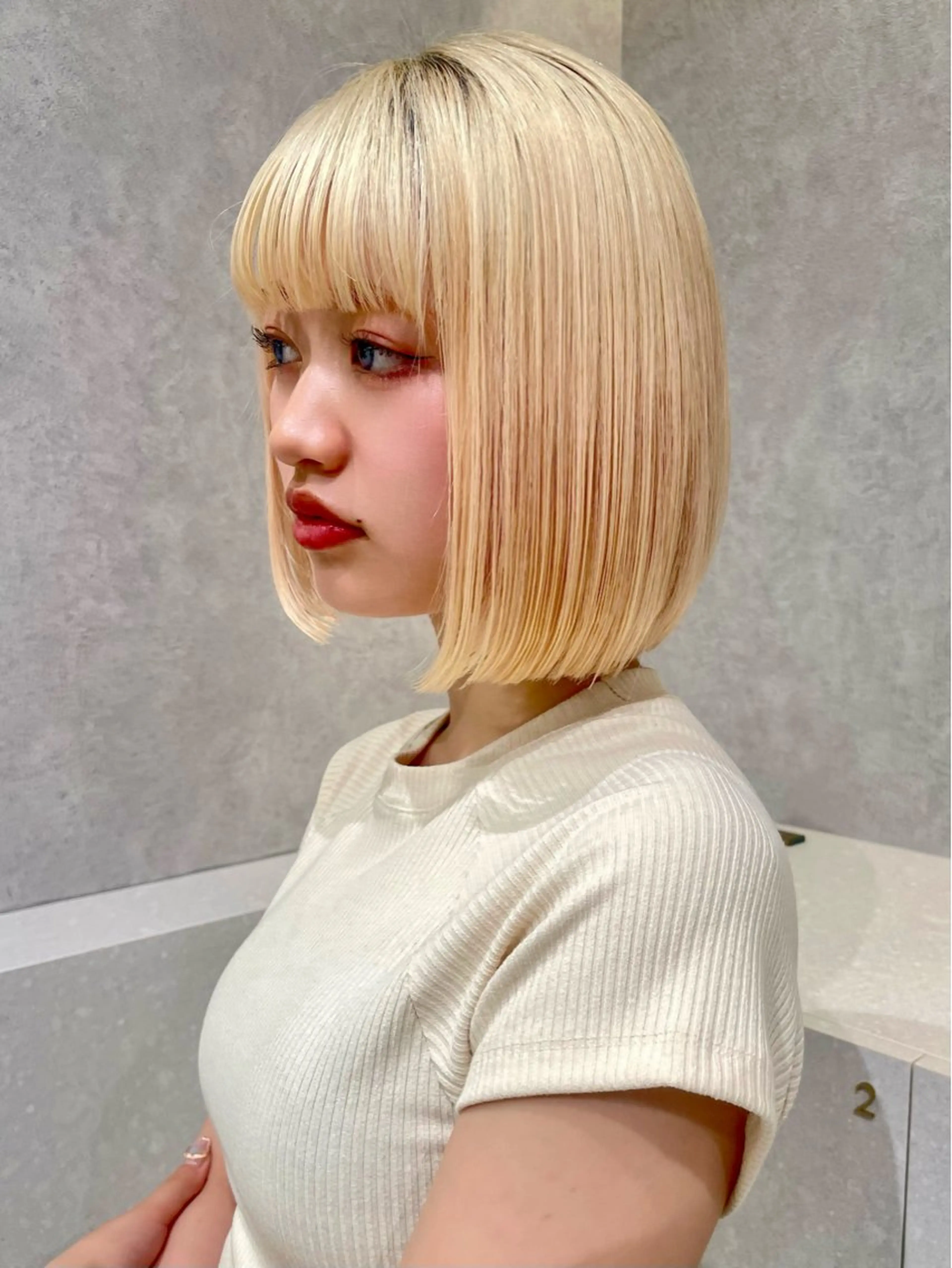 ショート 三鷹で1番ショート ボブをカットする新谷のヘアスタイル