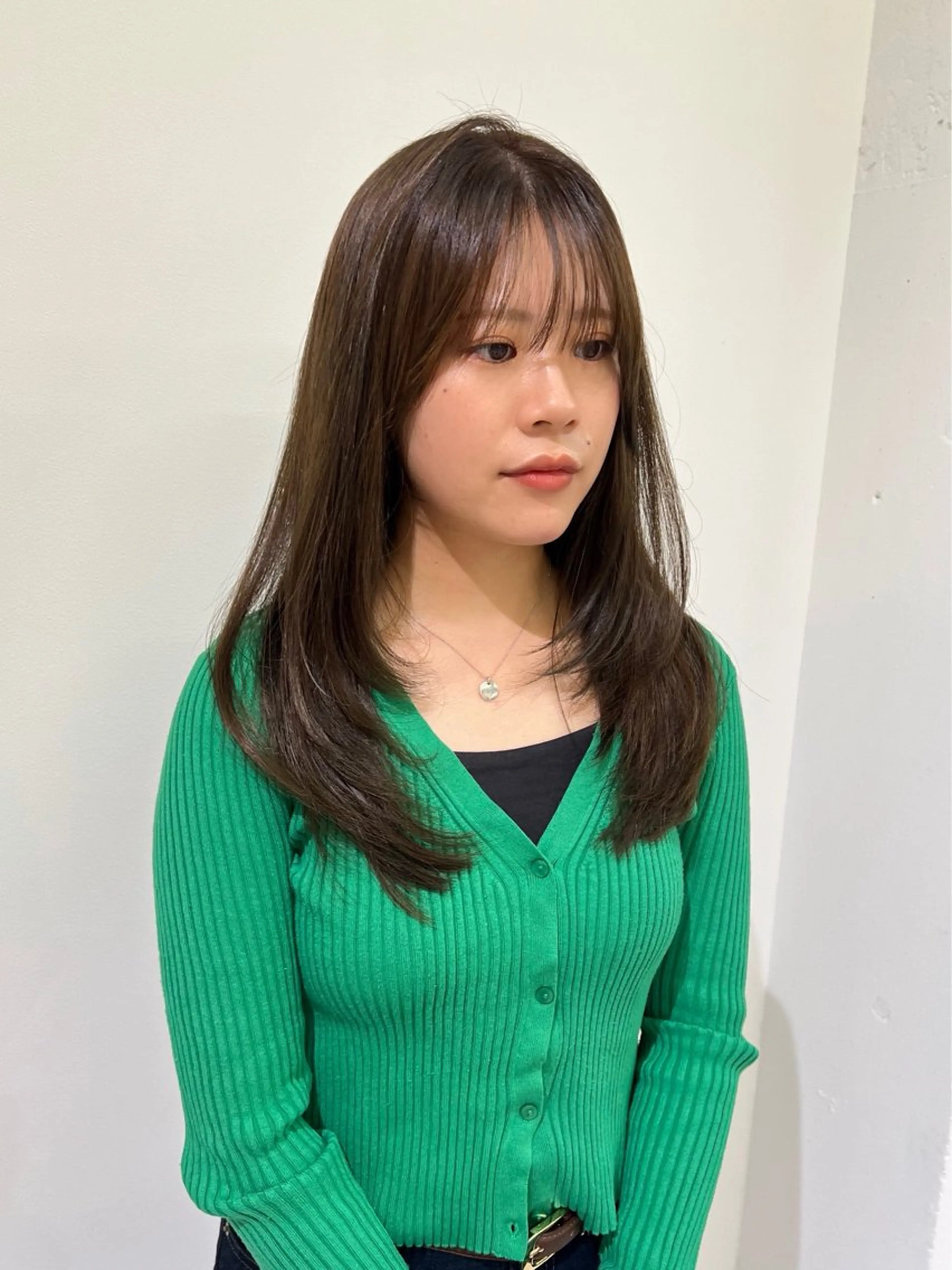 ロング カラー カット ヘアカラー トリートメント cher. naoのヘアスタイル