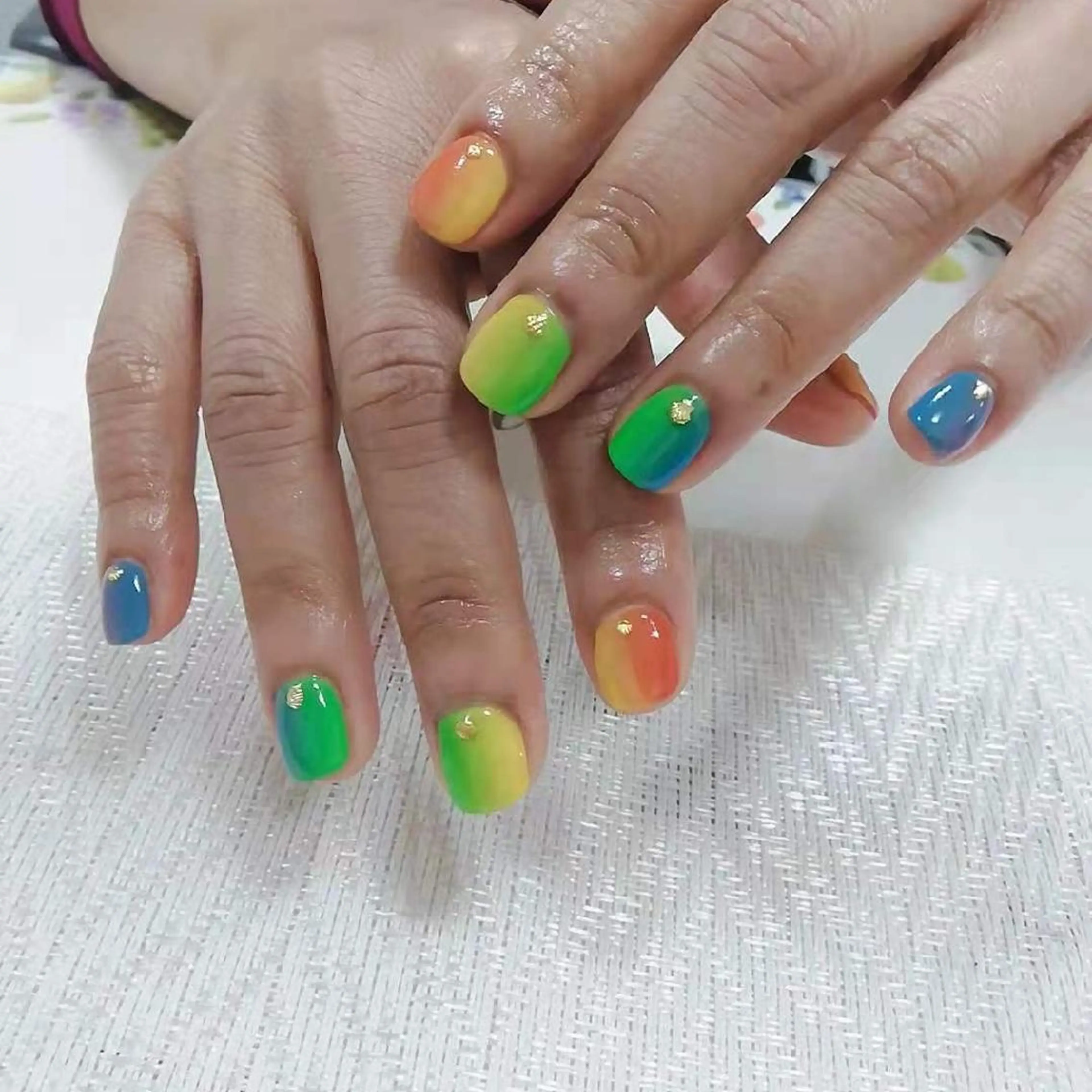 ネイル 横浜市中区曙町 E·U·Bネイルのネイルデザイン