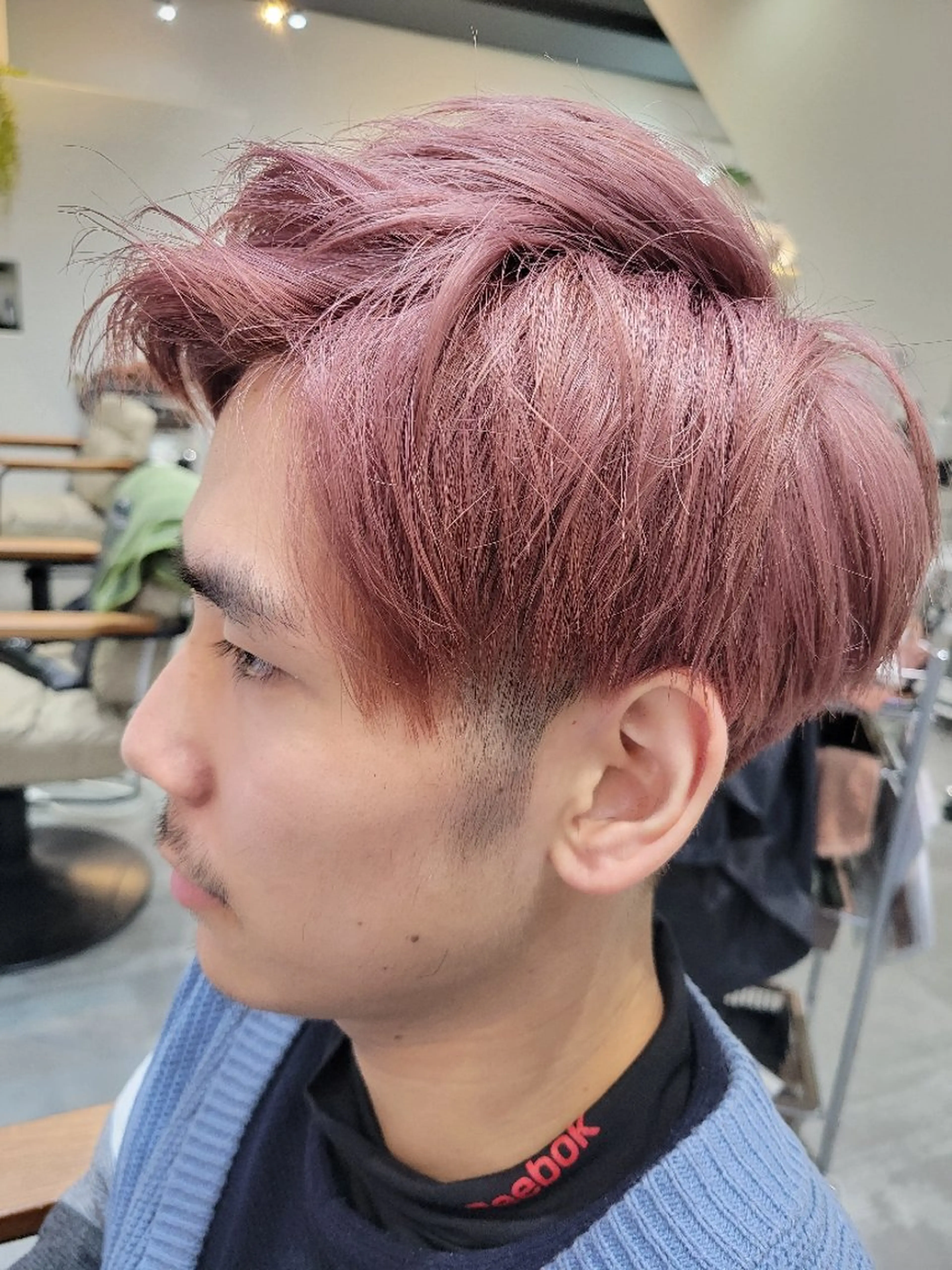 カラー メンズ 大前 真のヘアスタイル